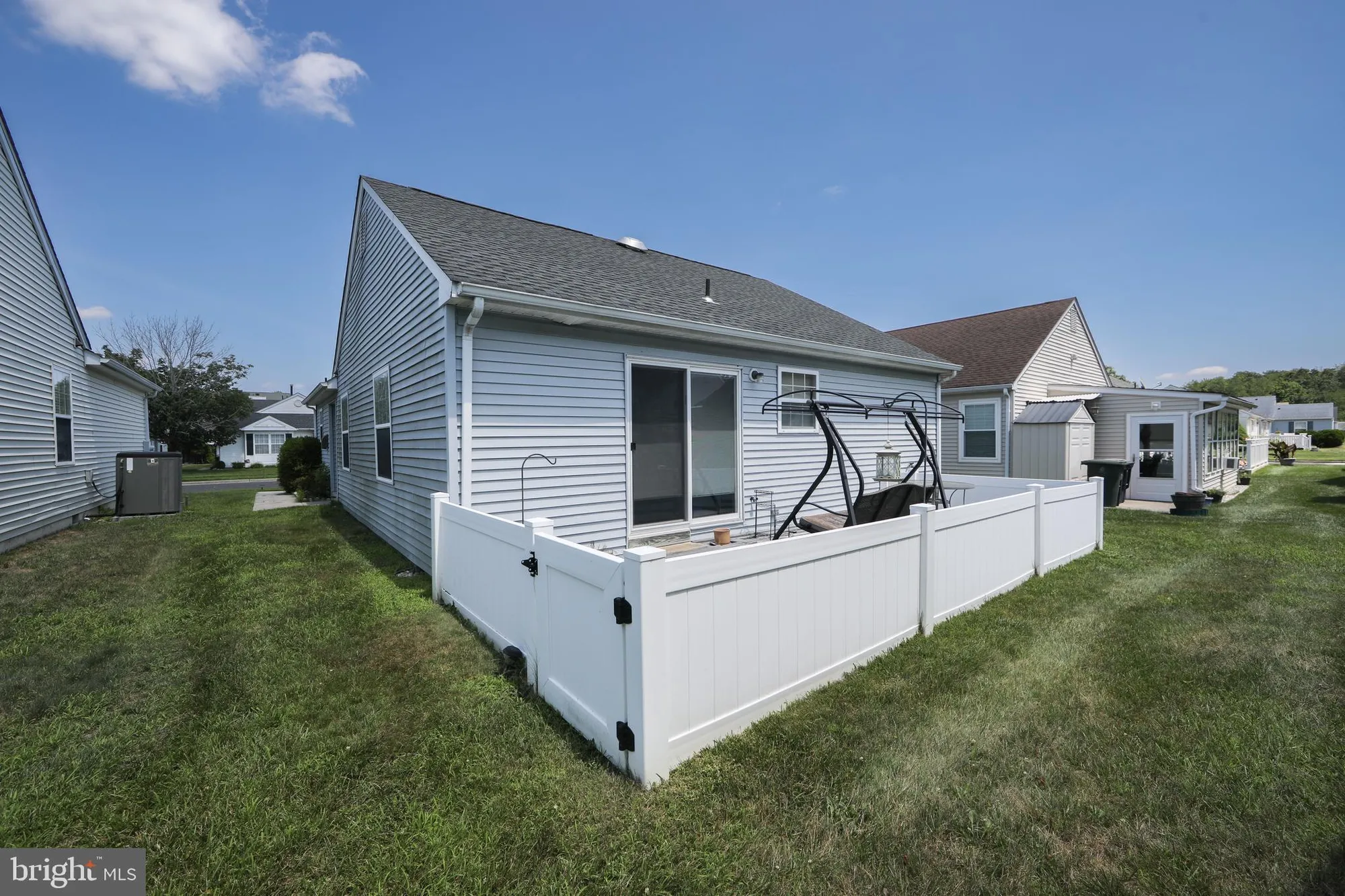 Property Slideshow image 7 of 31 | 662 barbados dr, Williamstown, NJ, 08094