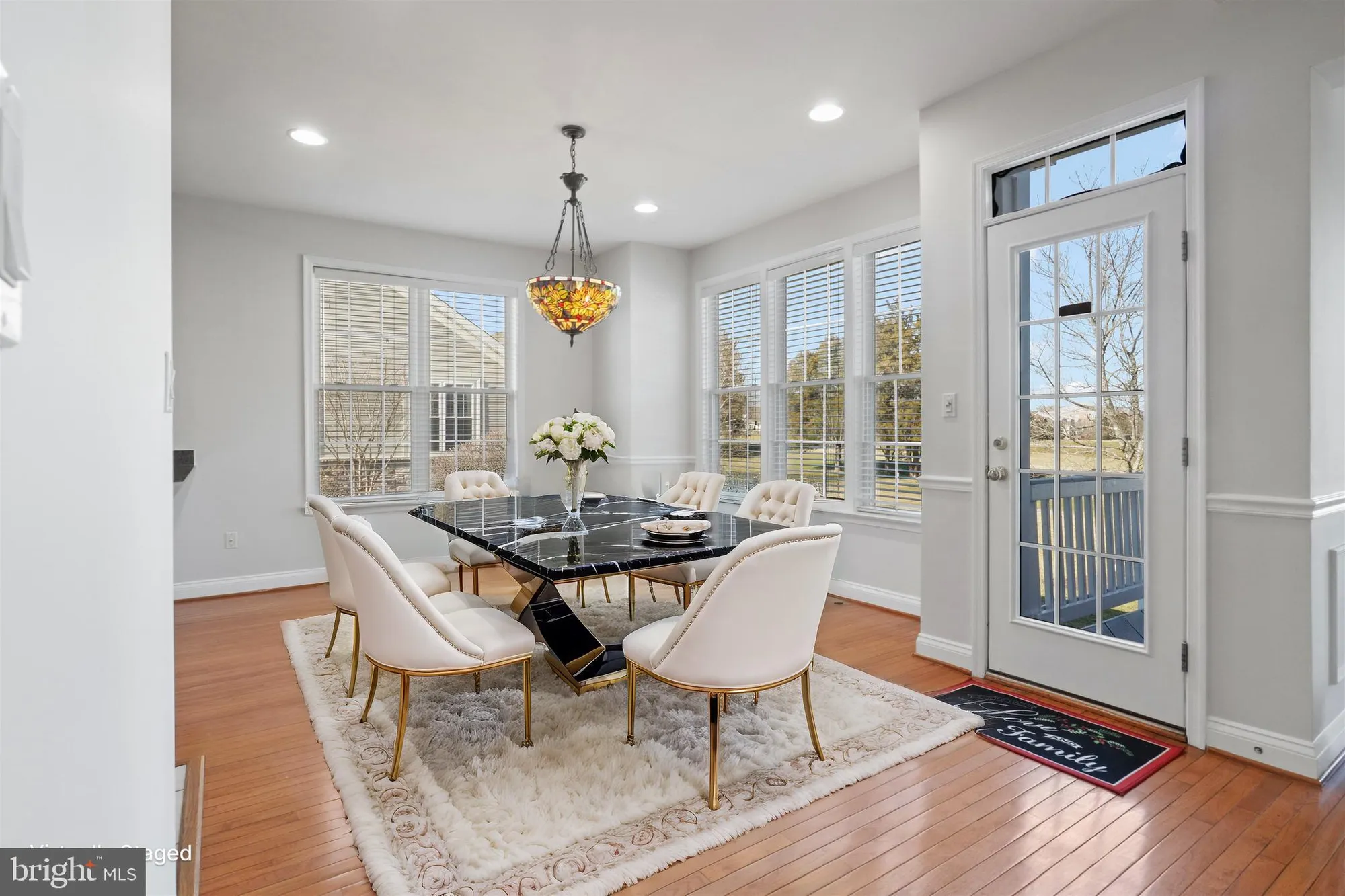 Property Slideshow image 8 of 33 | 6769 arthur hills dr, Gainesville, VA, 20155