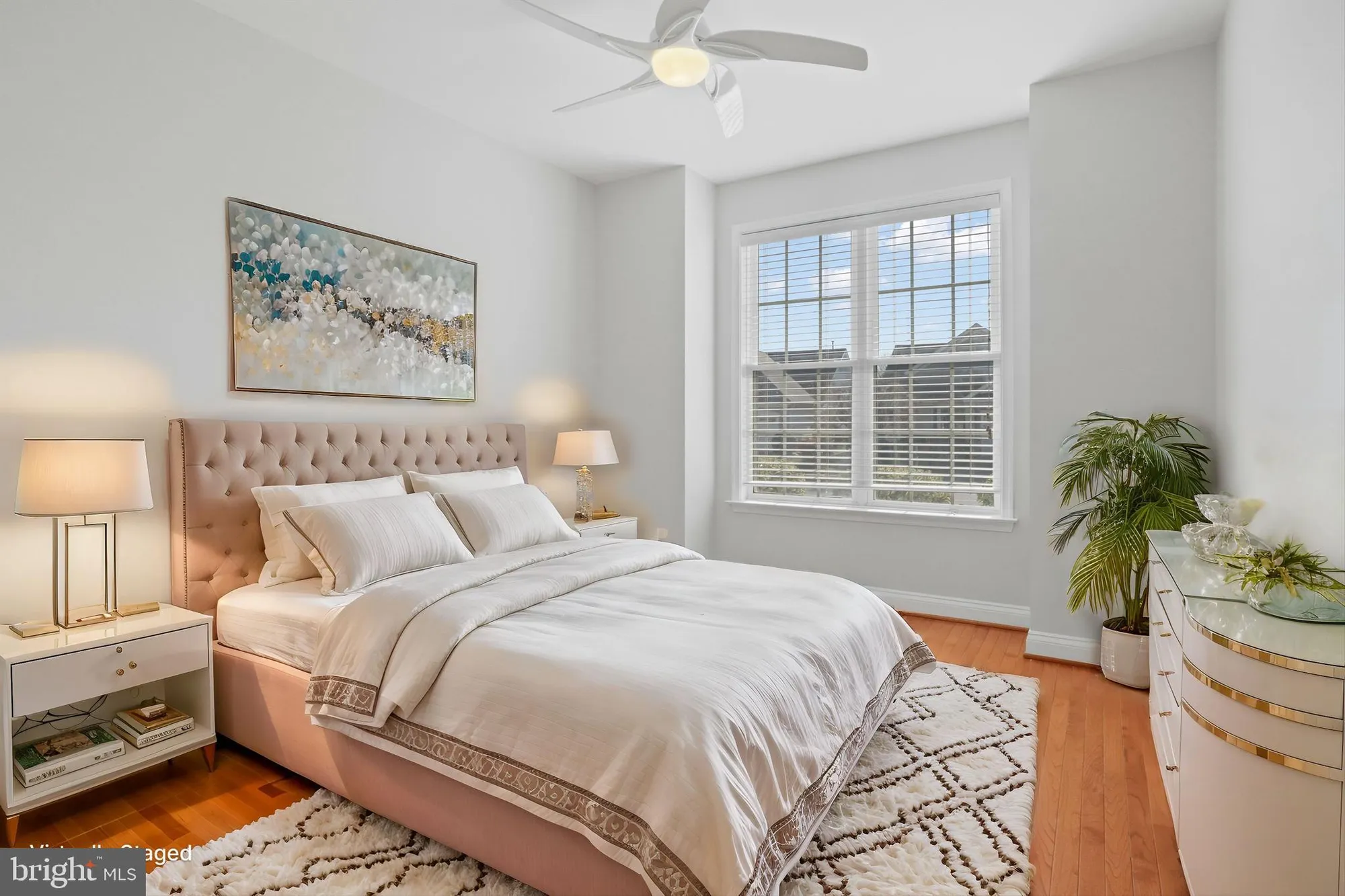 Property Slideshow image 16 of 33 | 6769 arthur hills dr, Gainesville, VA, 20155