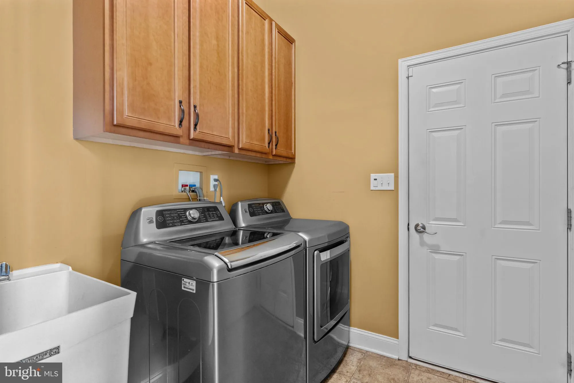 Property Slideshow image 21 of 54 | 195 roosevelt dr, Yardley, PA, 19067