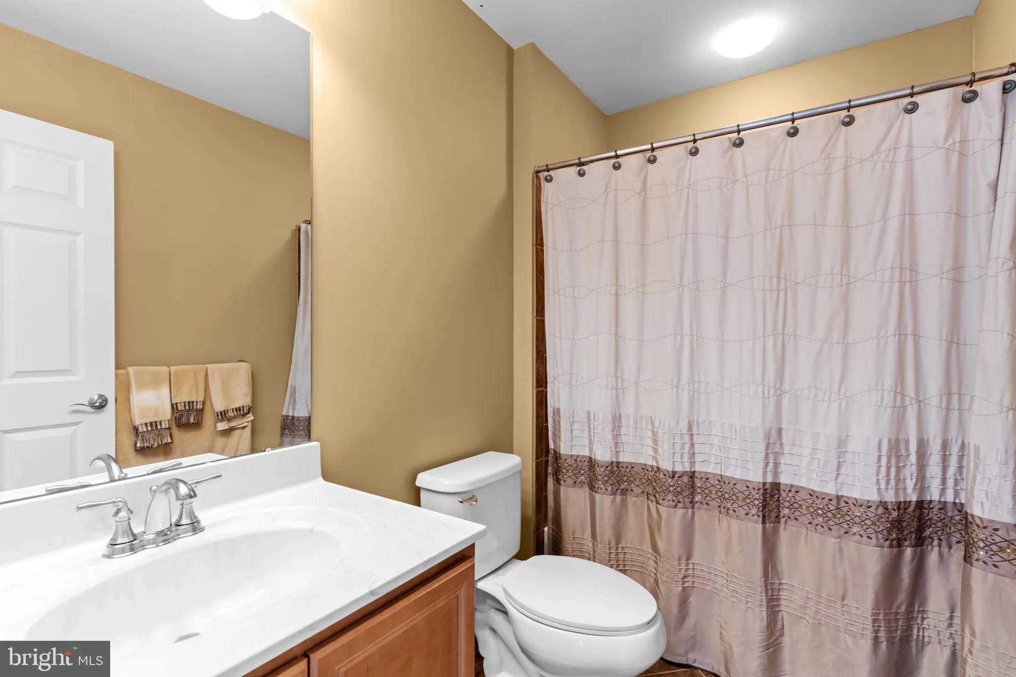 Property Slideshow image 32 of 54 | 195 roosevelt dr, Yardley, PA, 19067