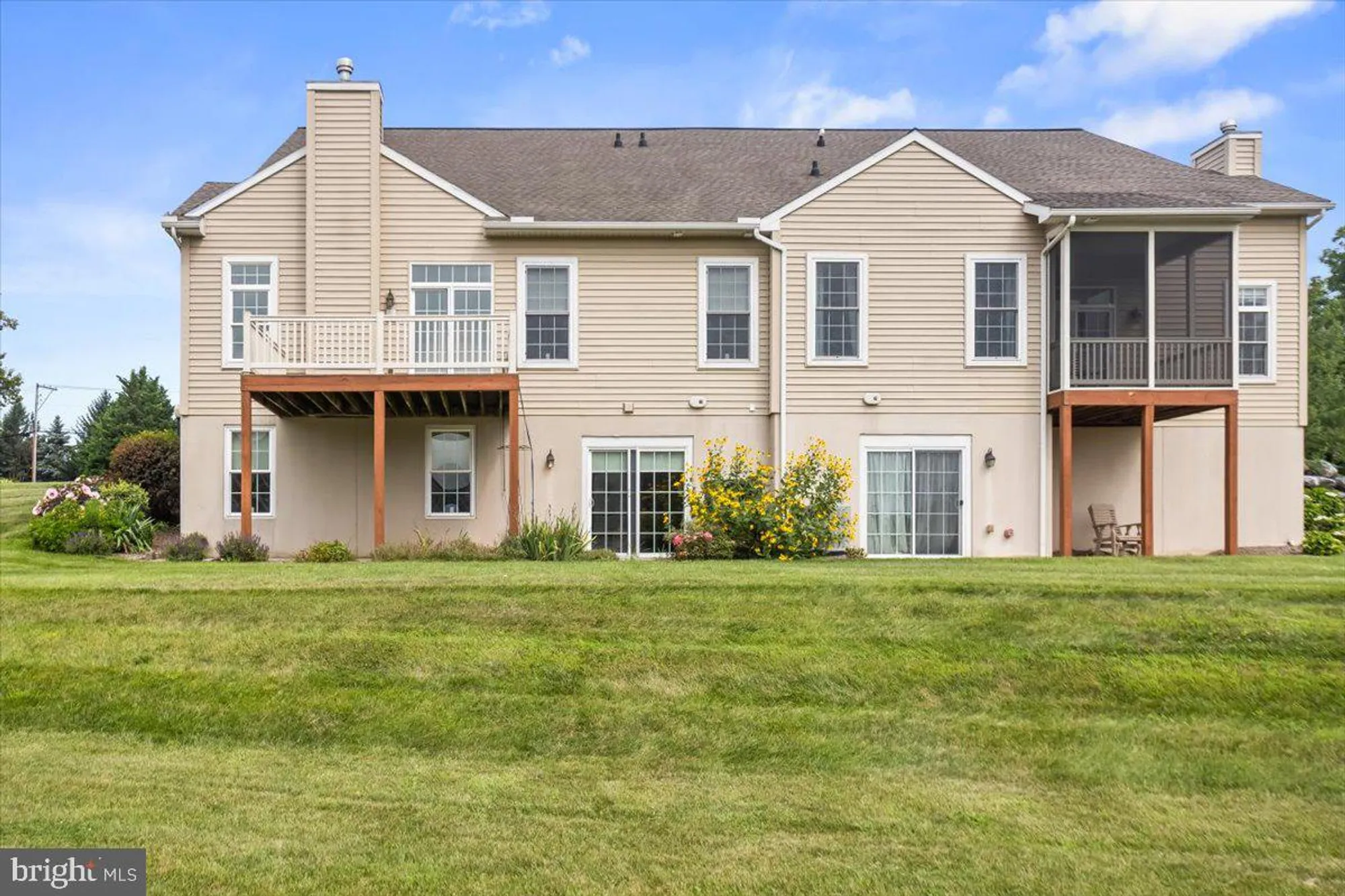 Property Slideshow image 49 of 59 | 427 carmella dr, Mechanicsburg, PA, 17050