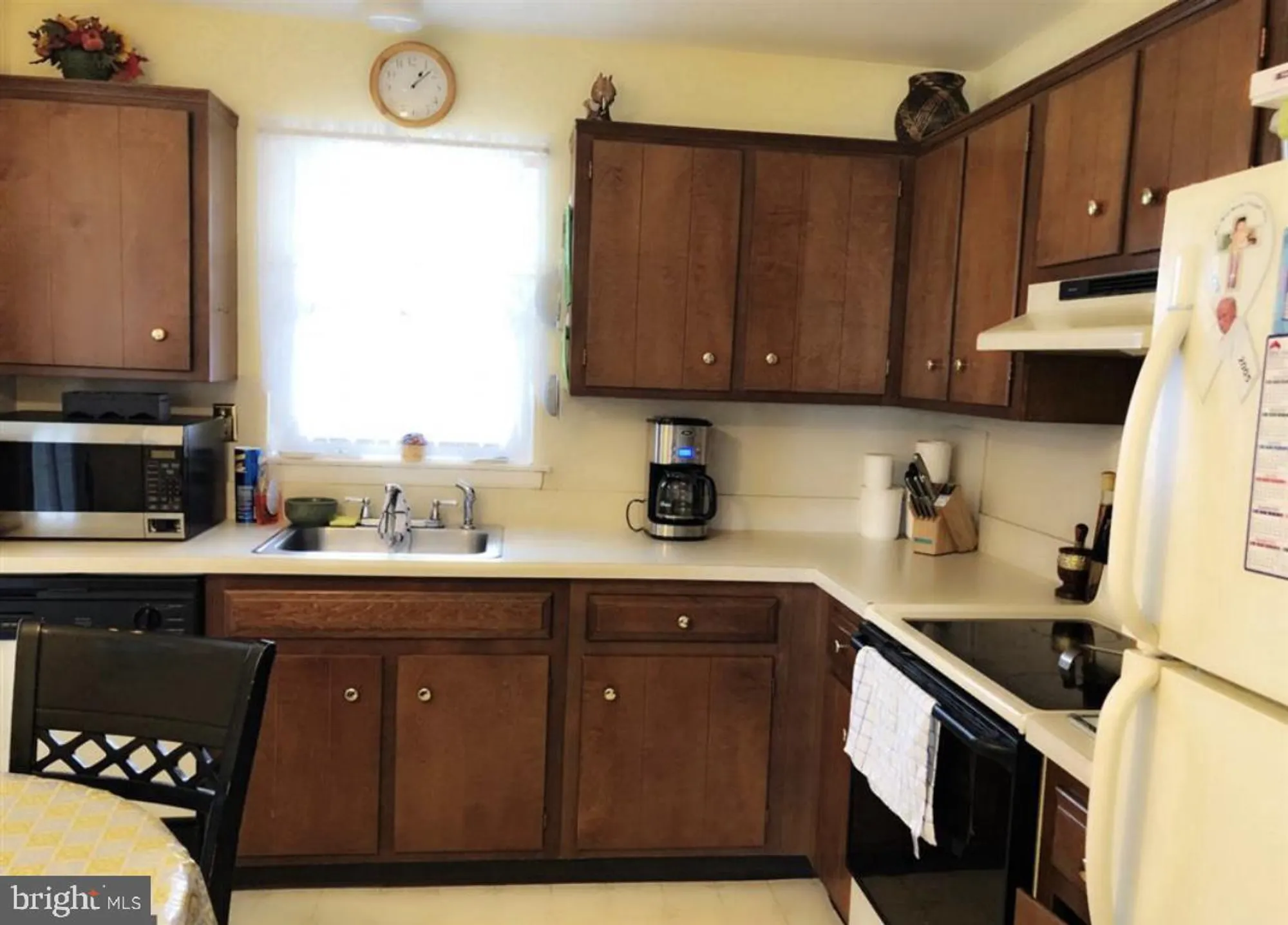 Property Slideshow image 2 of 9 | 1 dorchester dr, Southampton, NJ, 08088