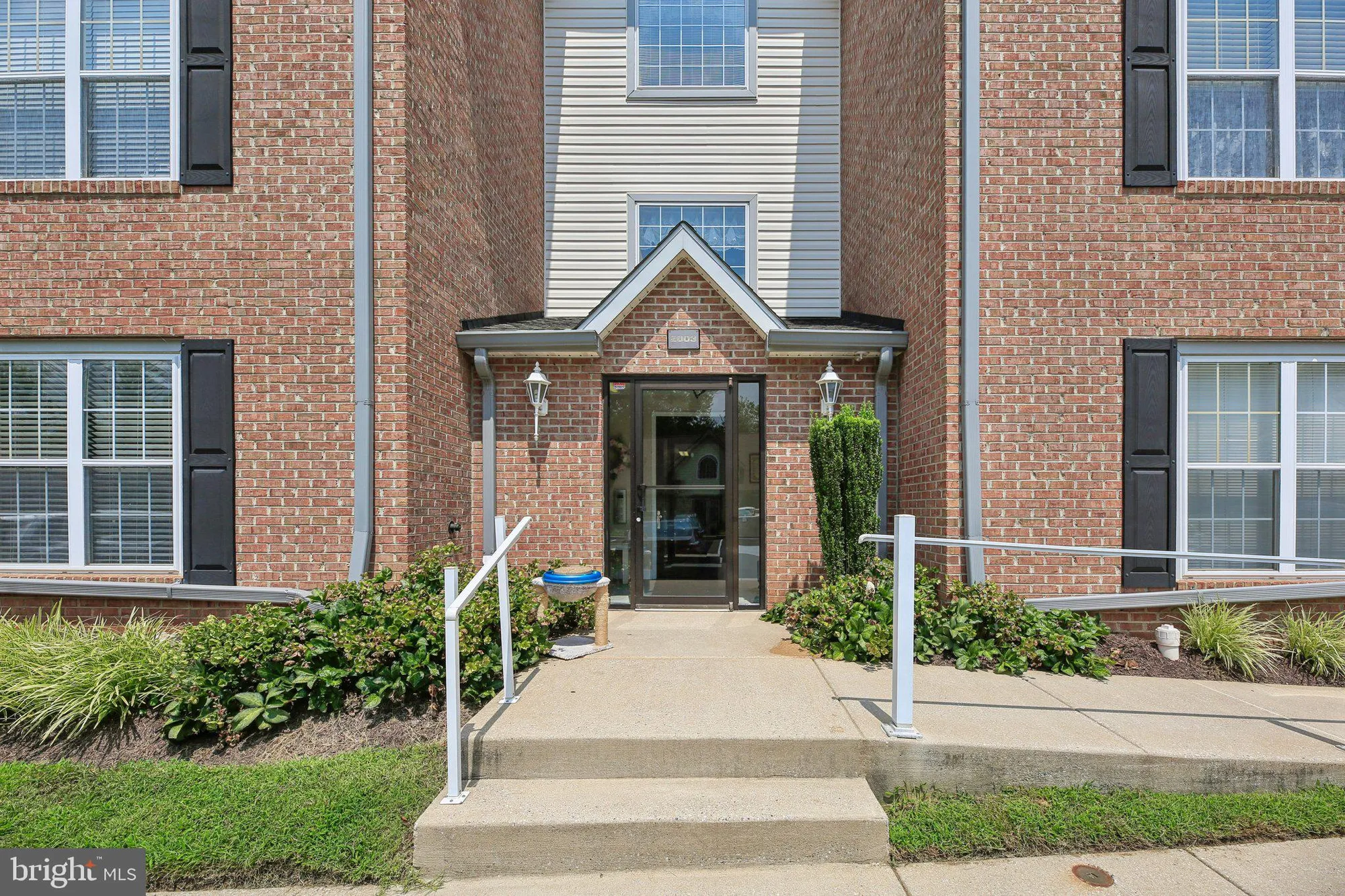 Property Slideshow image 2 of 23 | 2003 rudy serra dr unit 1d, Eldersburg, MD, 21784