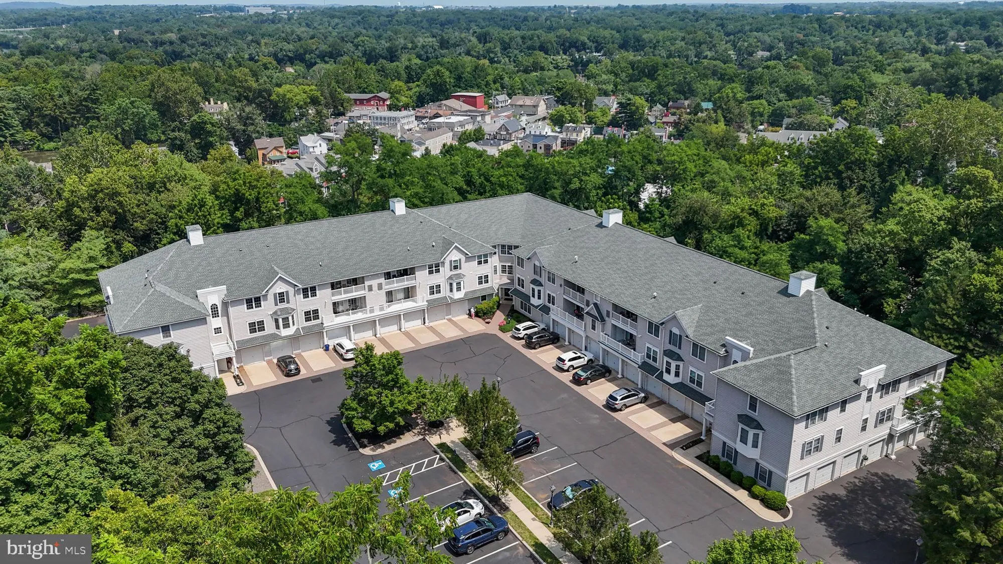 Property Slideshow image 25 of 29 | 42 w college ave apt 222, Yardley, PA, 19067