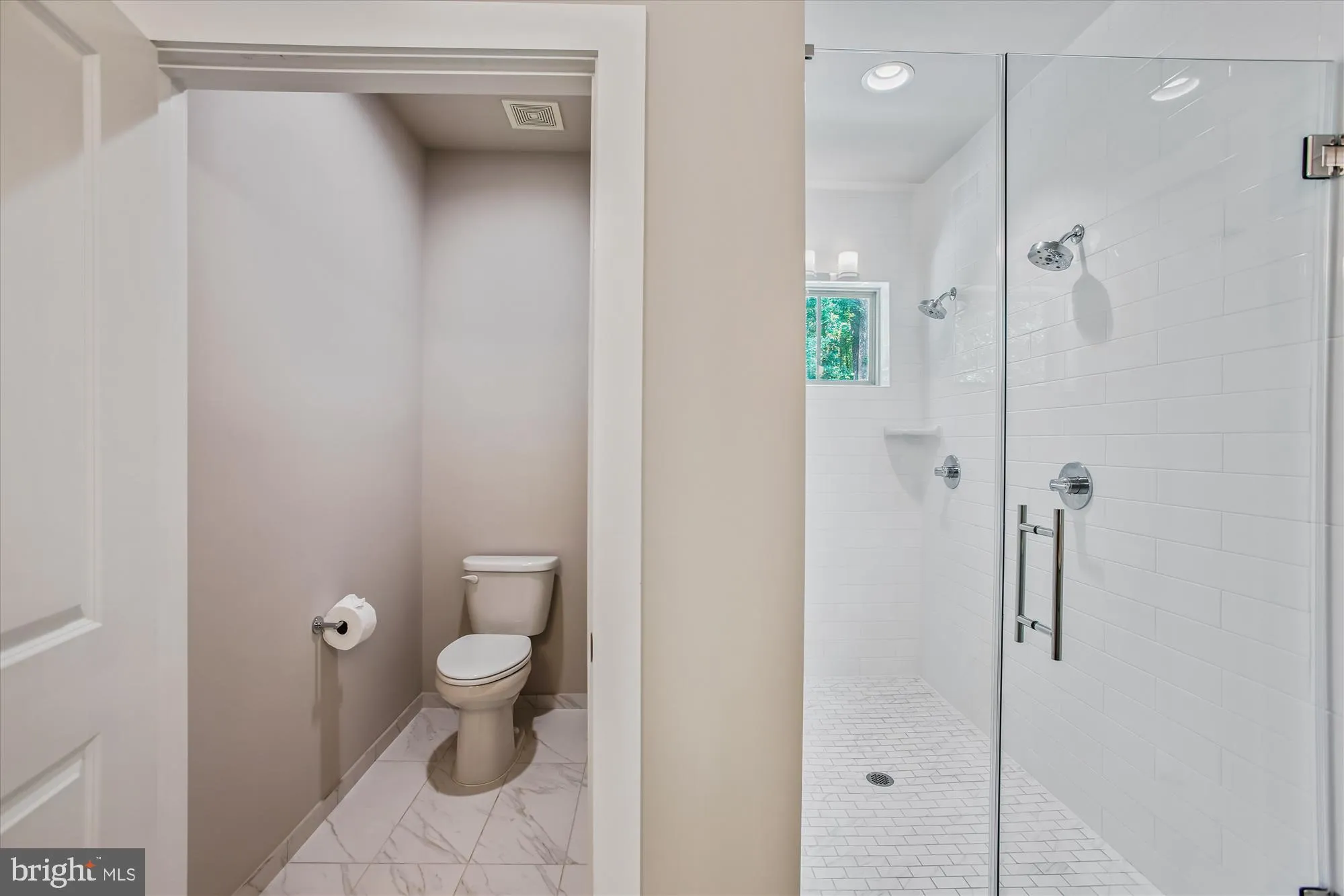 Property Slideshow image 14 of 35 | 7770 belvale dr, Alexandria, VA, 22315