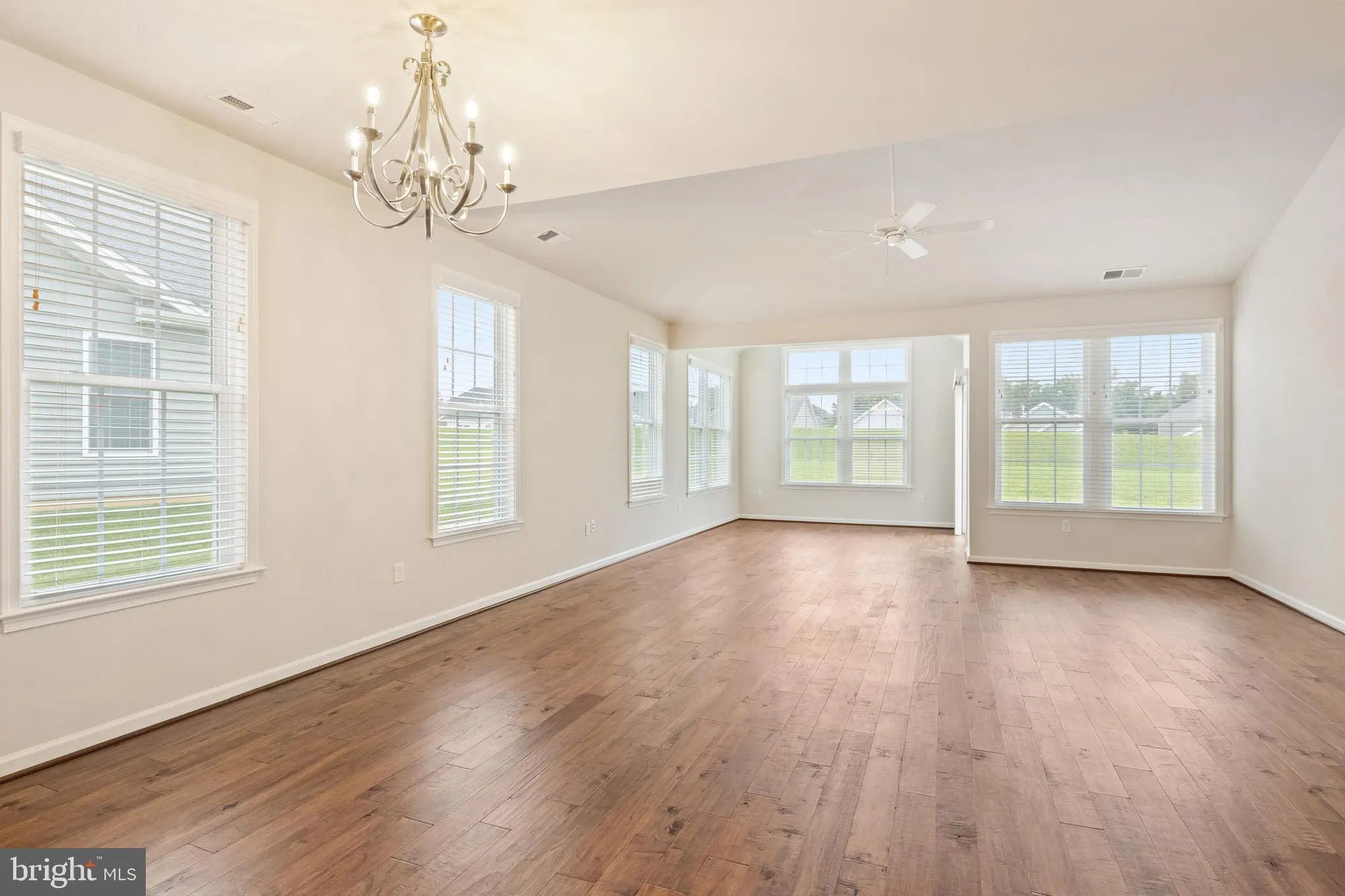 Property Slideshow image 12 of 63 | 113 garrison dr, East Petersburg, PA, 17520
