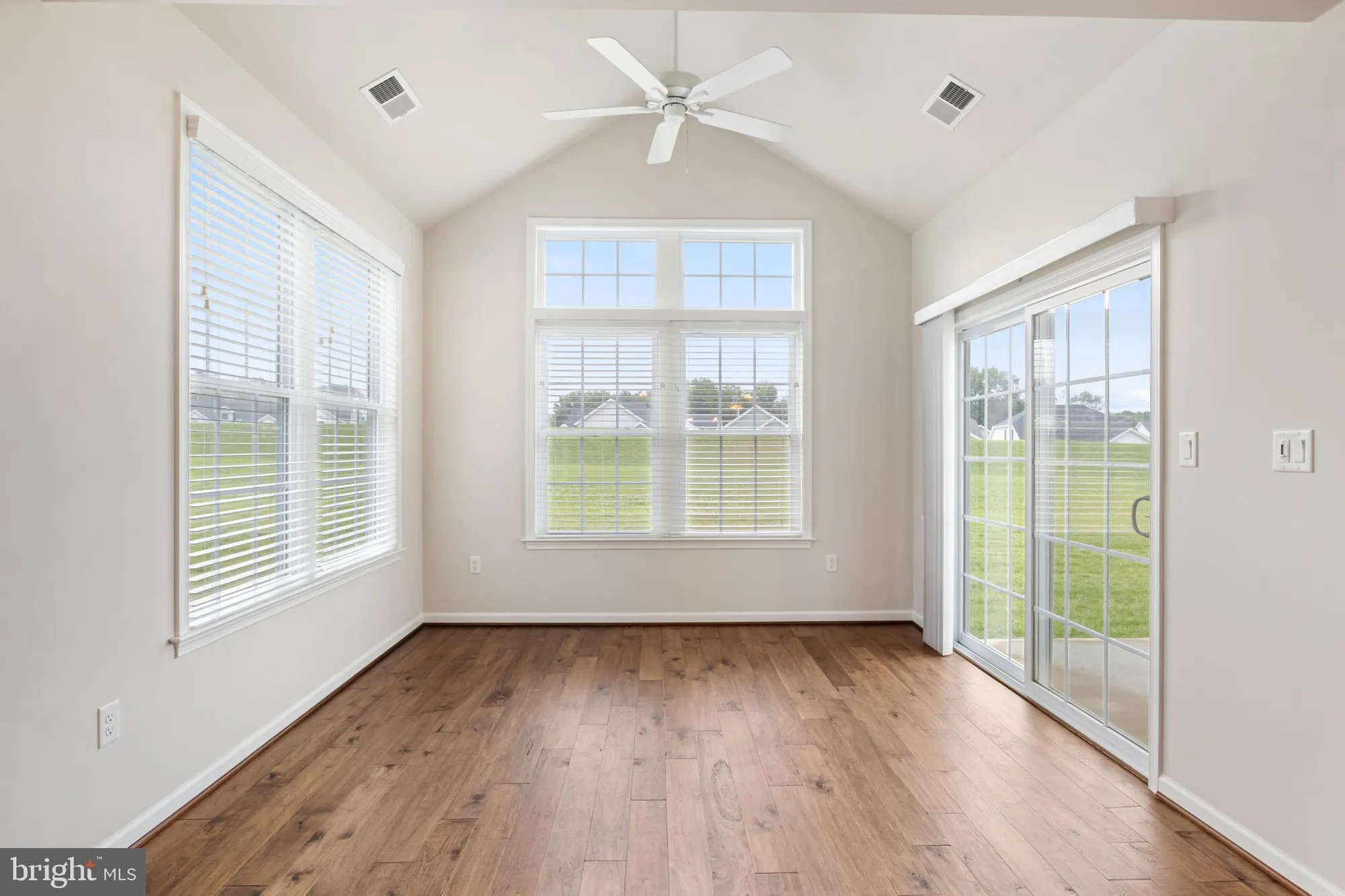 Property Slideshow image 15 of 63 | 113 garrison dr, East Petersburg, PA, 17520