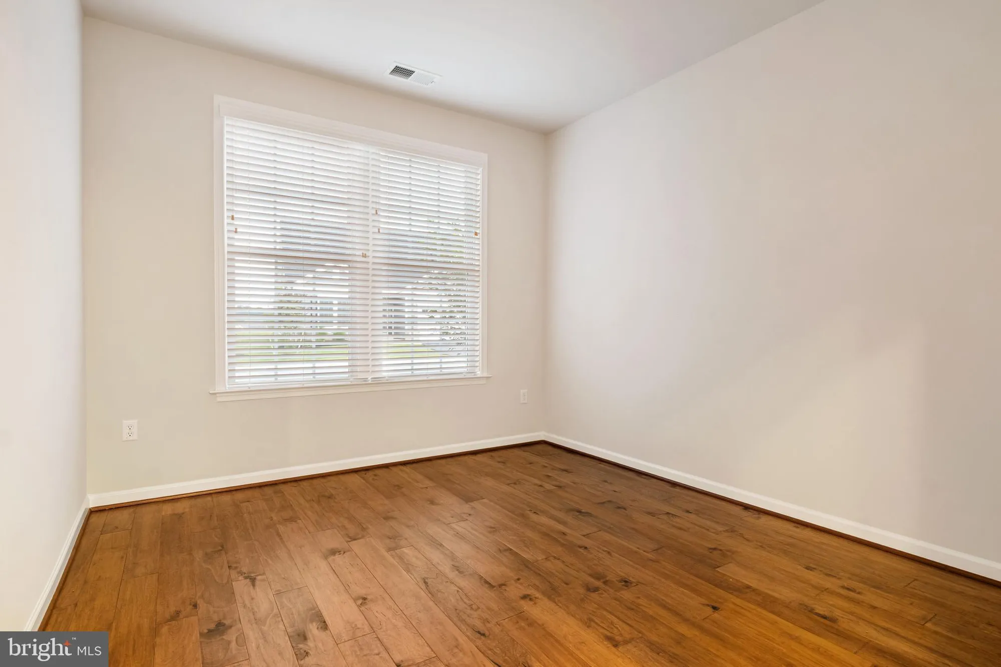 Property Slideshow image 17 of 63 | 113 garrison dr, East Petersburg, PA, 17520