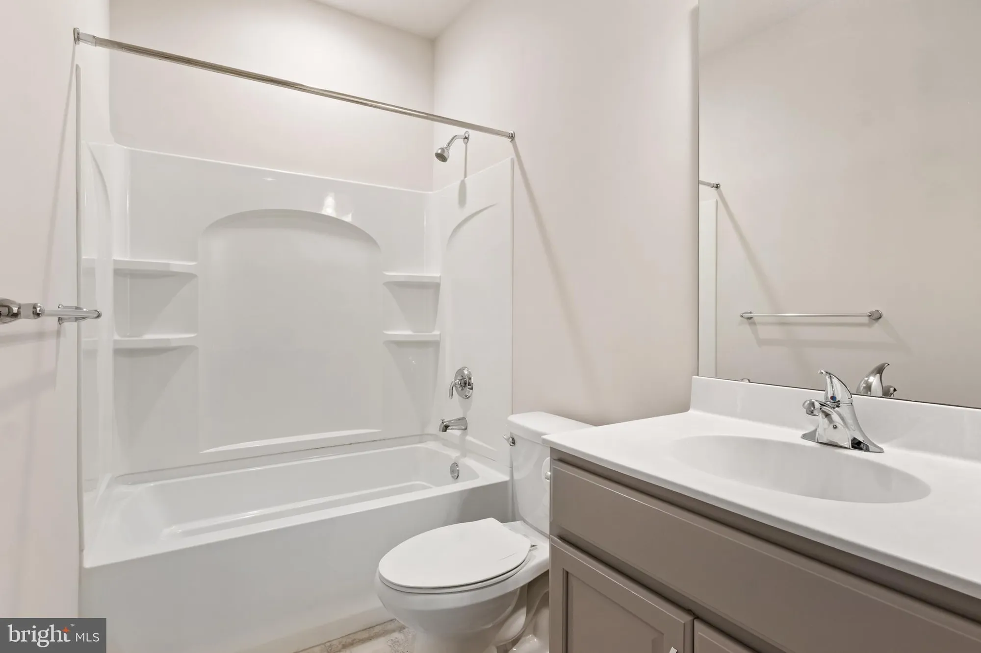 Property Slideshow image 19 of 63 | 113 garrison dr, East Petersburg, PA, 17520