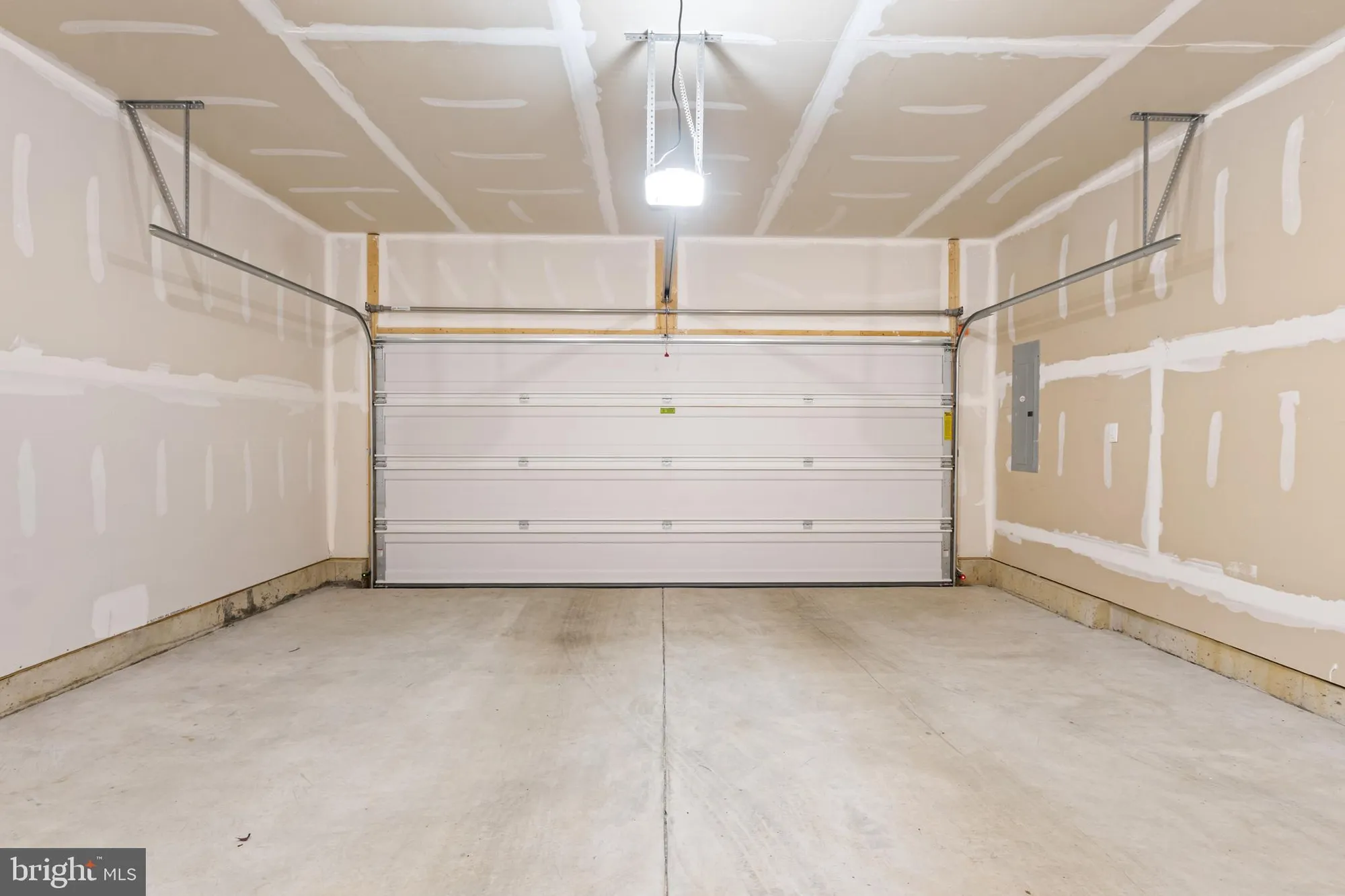 Property Slideshow image 34 of 63 | 113 garrison dr, East Petersburg, PA, 17520