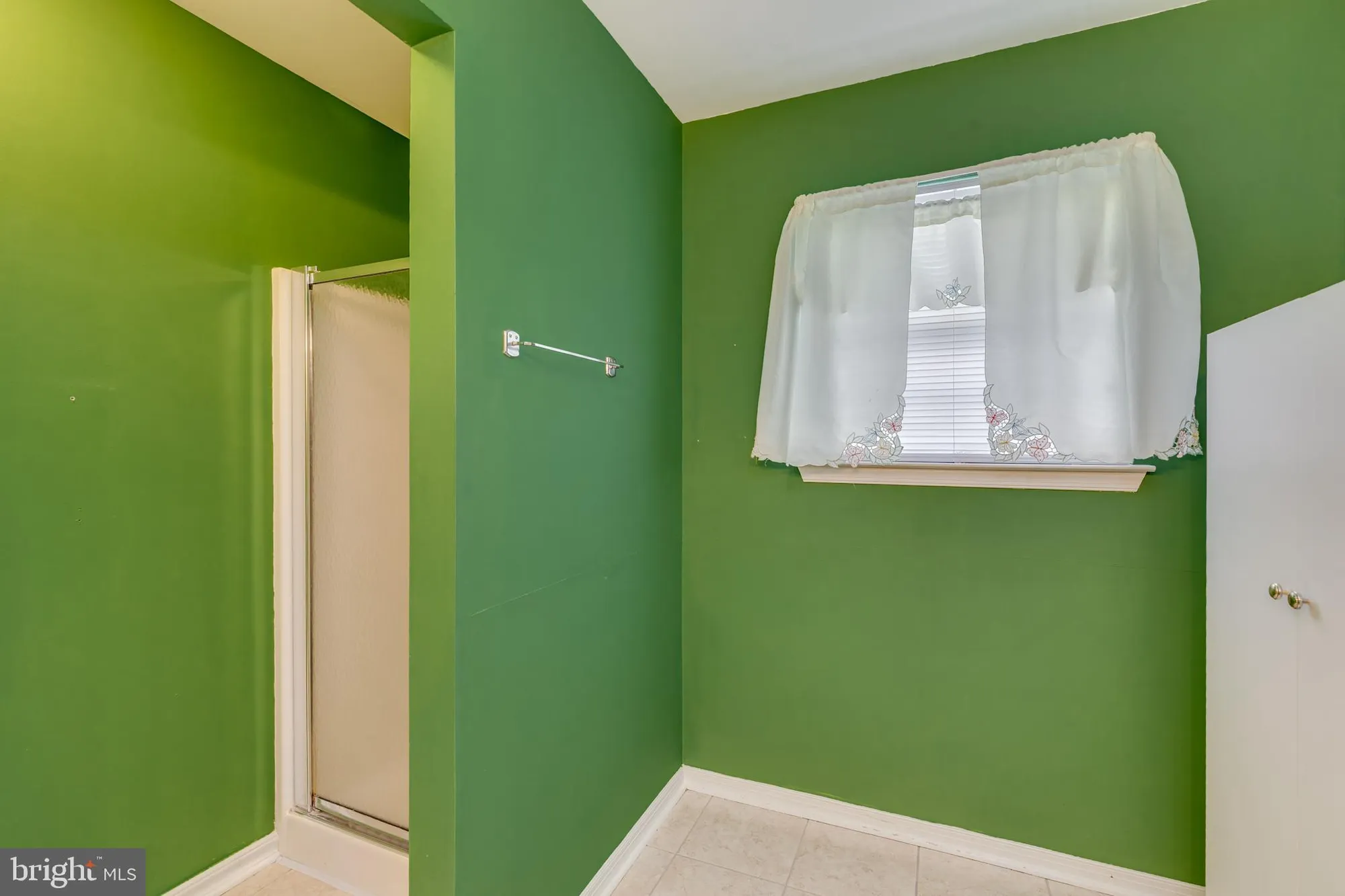 Property Slideshow image 26 of 37 | 382 saint thomas blvd, Williamstown, NJ, 08094