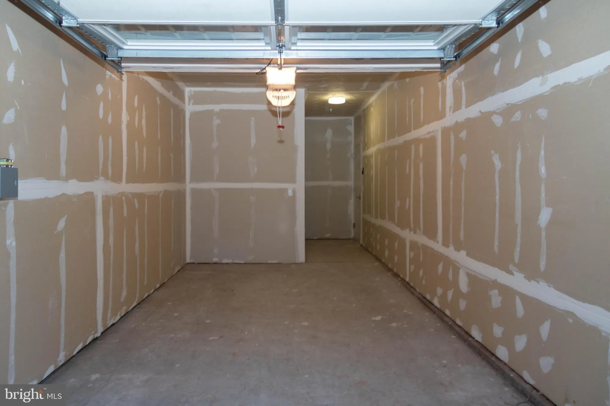 Property Slideshow image 30 of 42 | 9202 charleston dr 405, Manassas, VA, 20110