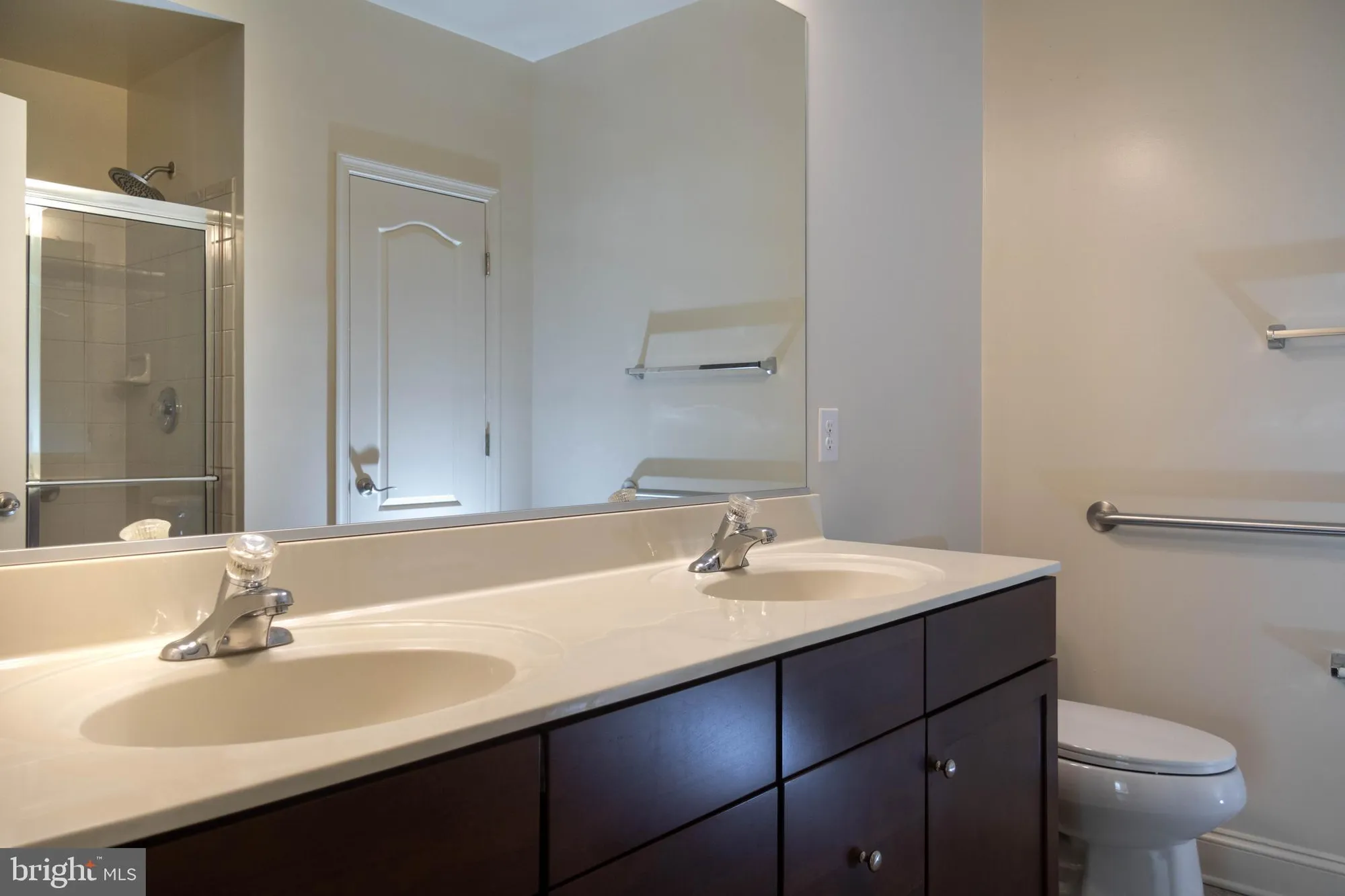 Property Slideshow image 21 of 42 | 9202 charleston dr 405, Manassas, VA, 20110