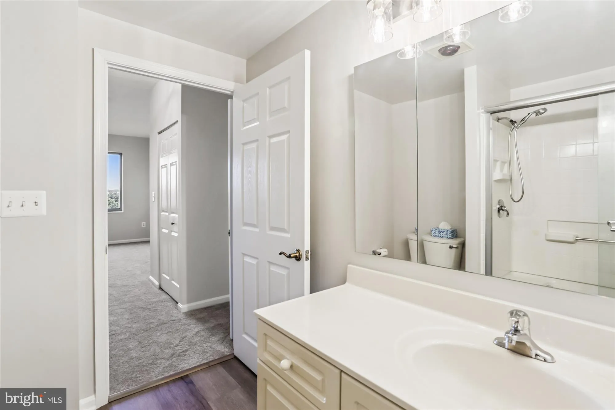 Property Slideshow image 26 of 88 | 3100 n leisure world blvd apt 923, Silver Spring, MD, 20906