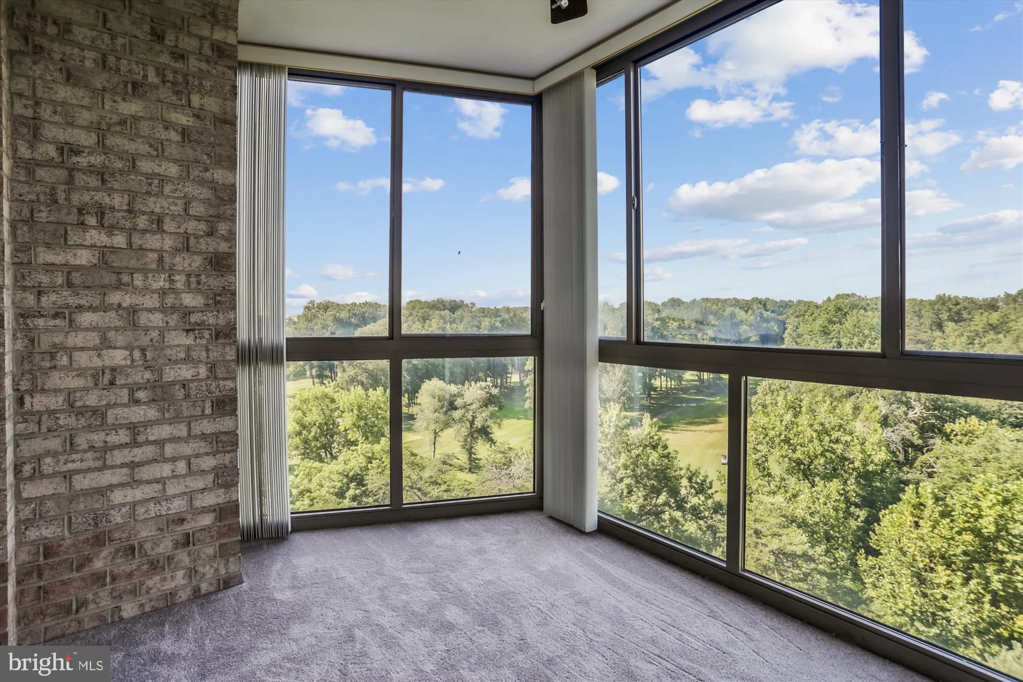 Property Slideshow image 28 of 88 | 3100 n leisure world blvd apt 923, Silver Spring, MD, 20906