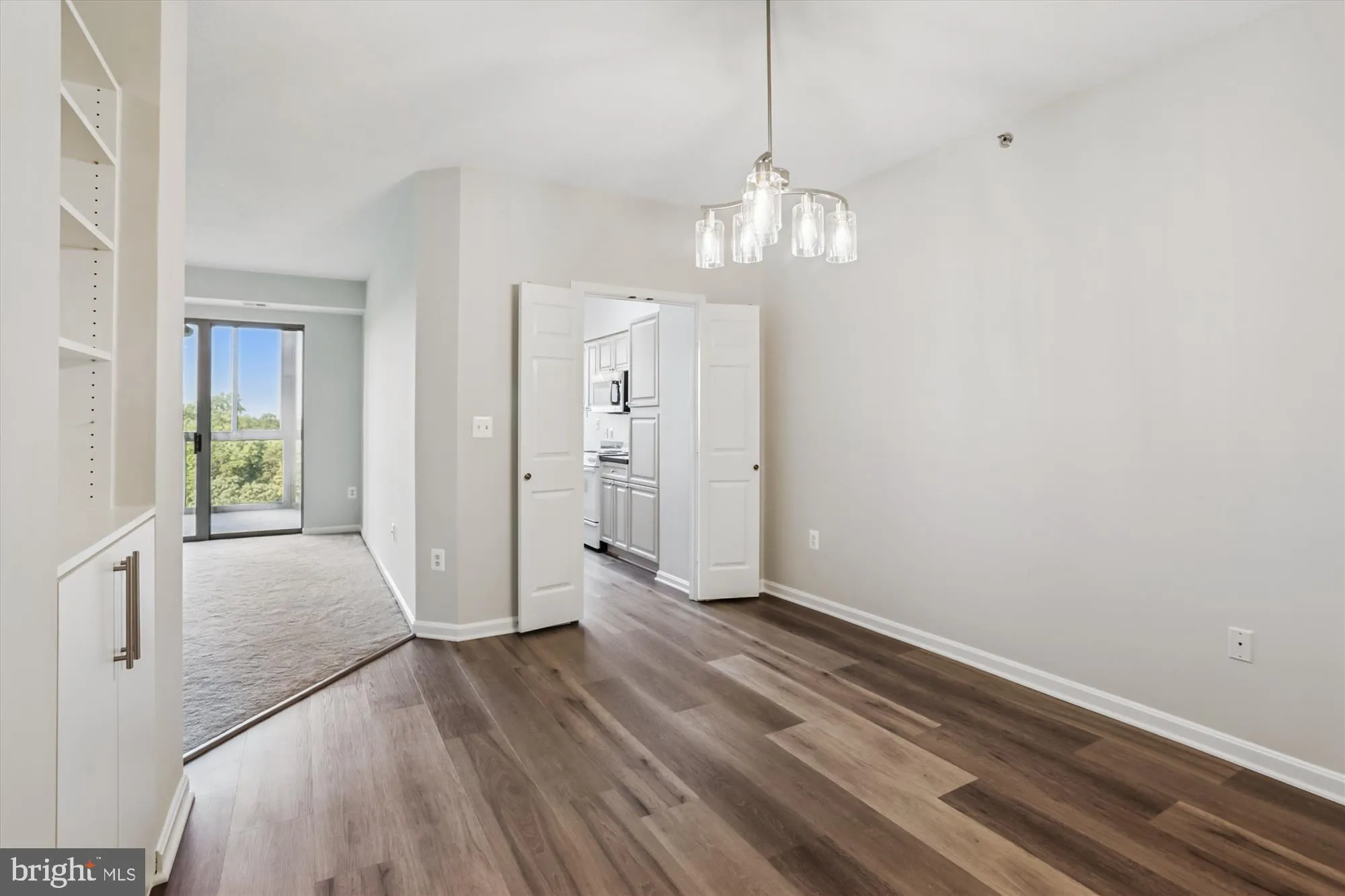 Property Slideshow image 13 of 88 | 3100 n leisure world blvd apt 923, Silver Spring, MD, 20906