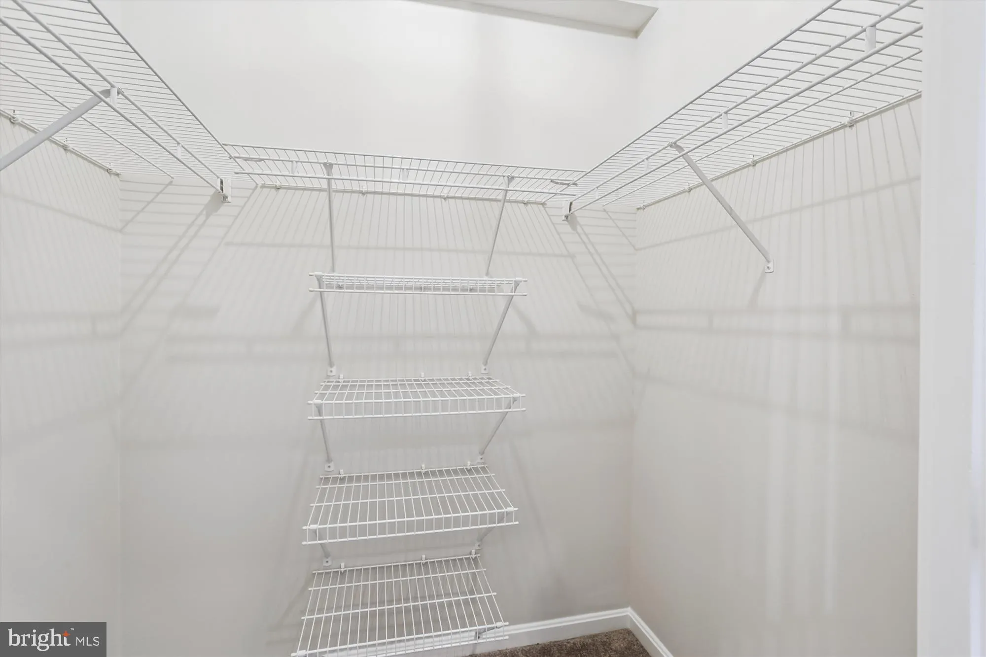 Property Slideshow image 24 of 88 | 3100 n leisure world blvd apt 923, Silver Spring, MD, 20906