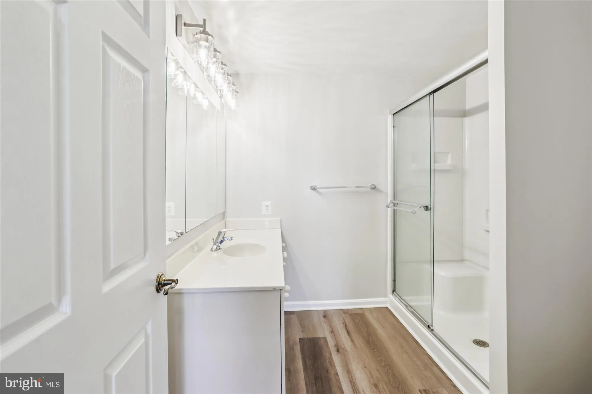 Property Slideshow image 27 of 88 | 3100 n leisure world blvd apt 923, Silver Spring, MD, 20906