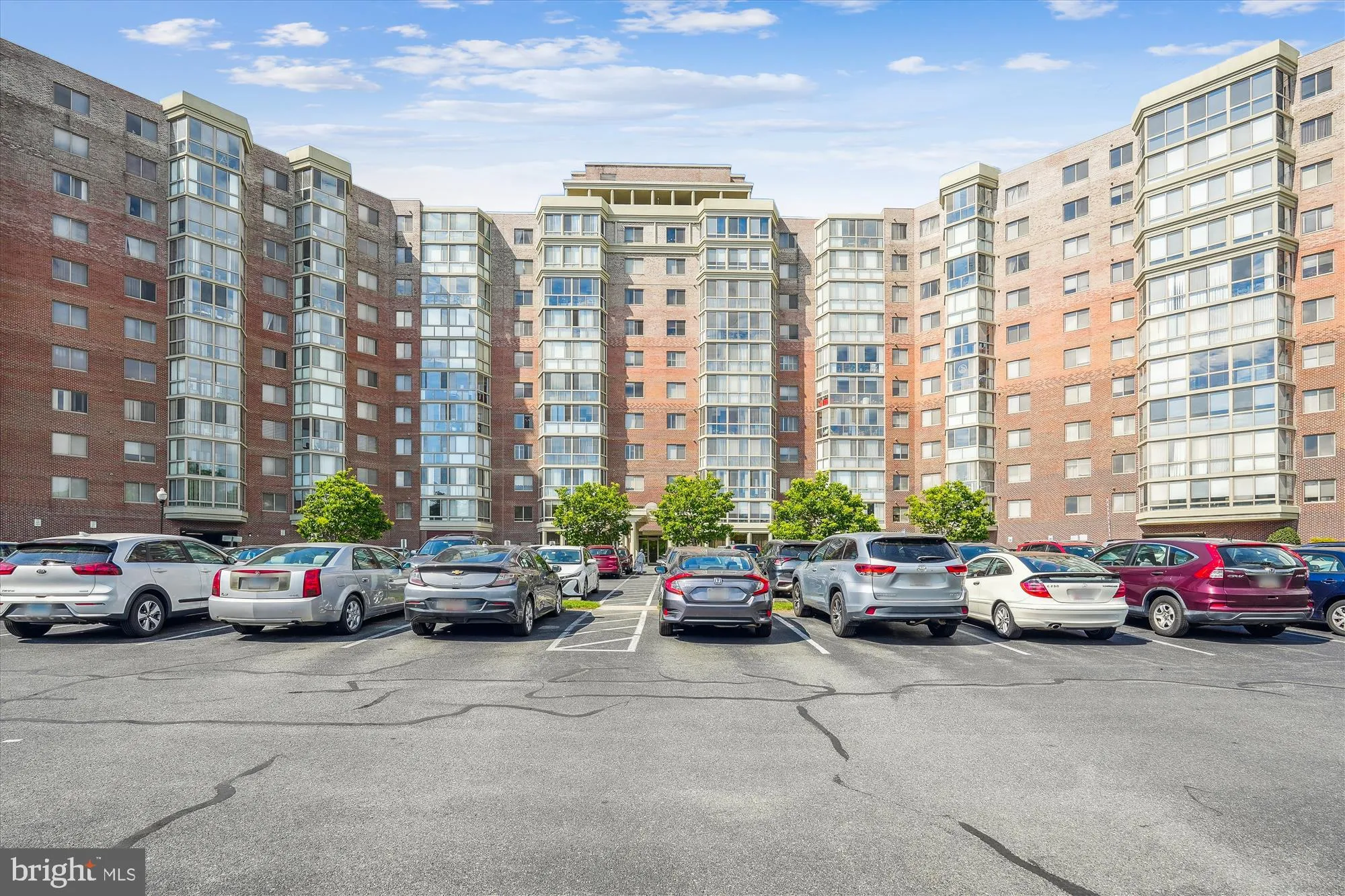 Property Slideshow image 38 of 88 | 3100 n leisure world blvd apt 923, Silver Spring, MD, 20906