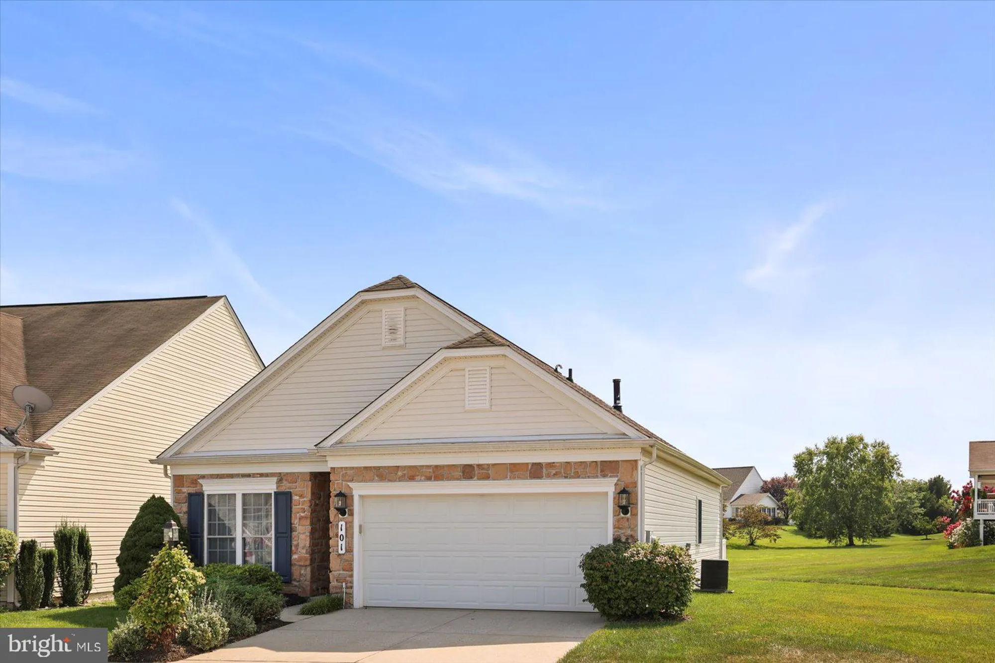 Property Slideshow image 26 of 35 | 101 butterfly dr # 106, Taneytown, MD, 21787