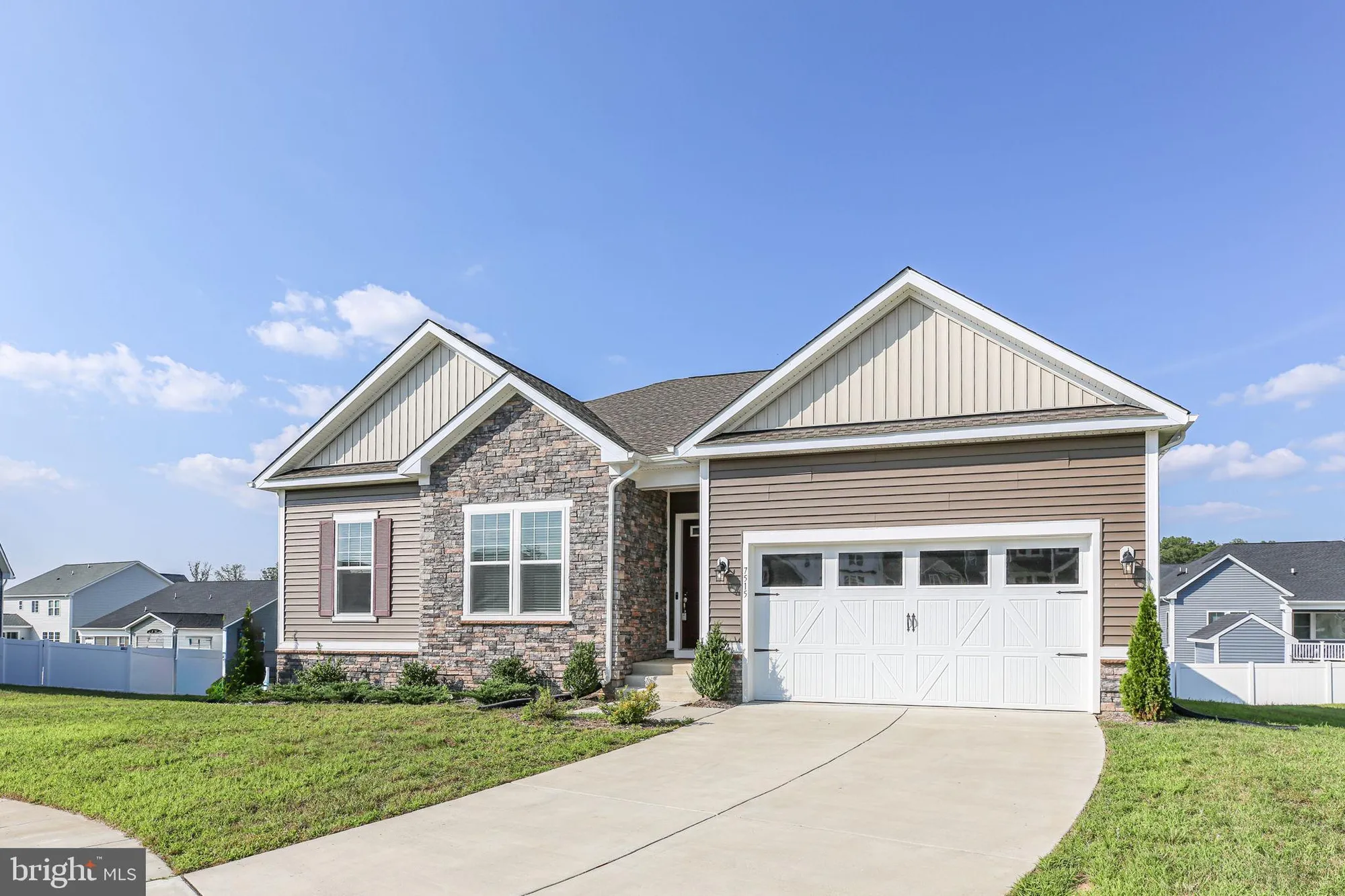 Property Slideshow image 2 of 43 | 7515 oakham dr, Spotsylvania, VA, 22551