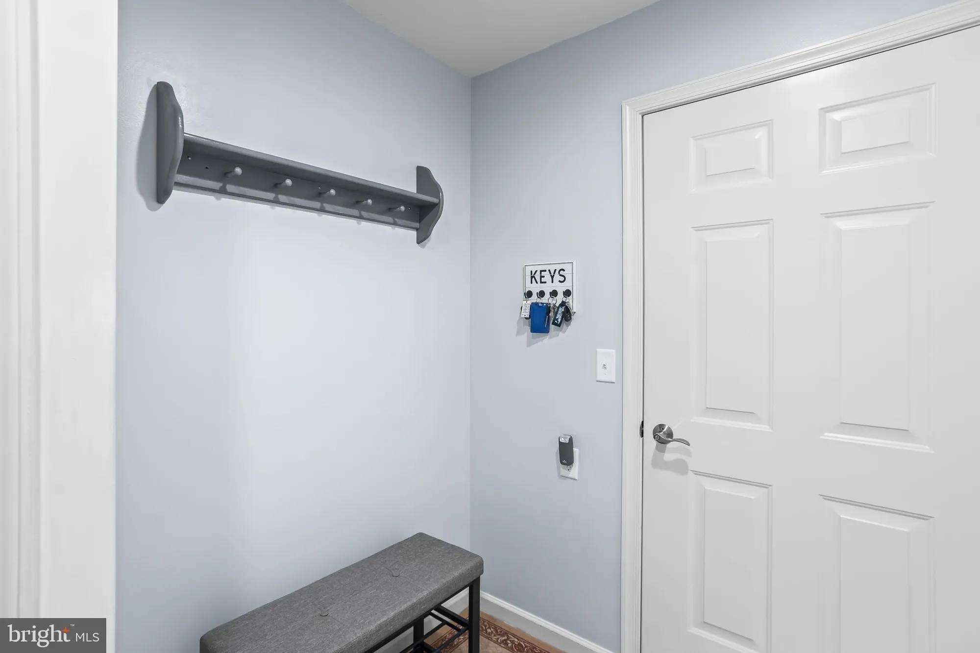 Property Slideshow image 31 of 41 | 2069 spring wood ln, Mechanicsburg, PA, 17055