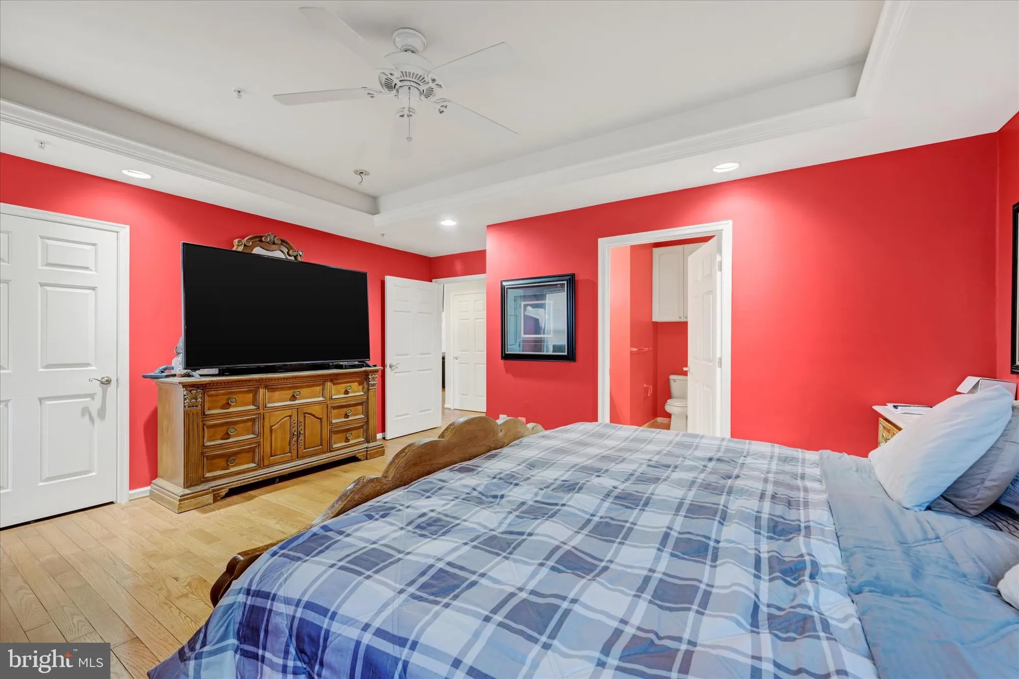 Property Slideshow image 15 of 37 | 8402 prairie rose pl # 8402, Pikesville, MD, 21208