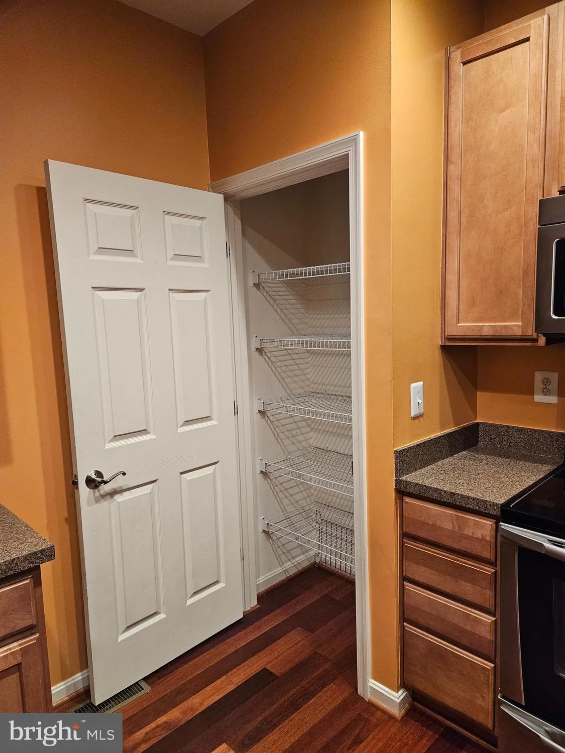 Property Slideshow image 13 of 52 | 228 anita ct, Newark, DE, 19702