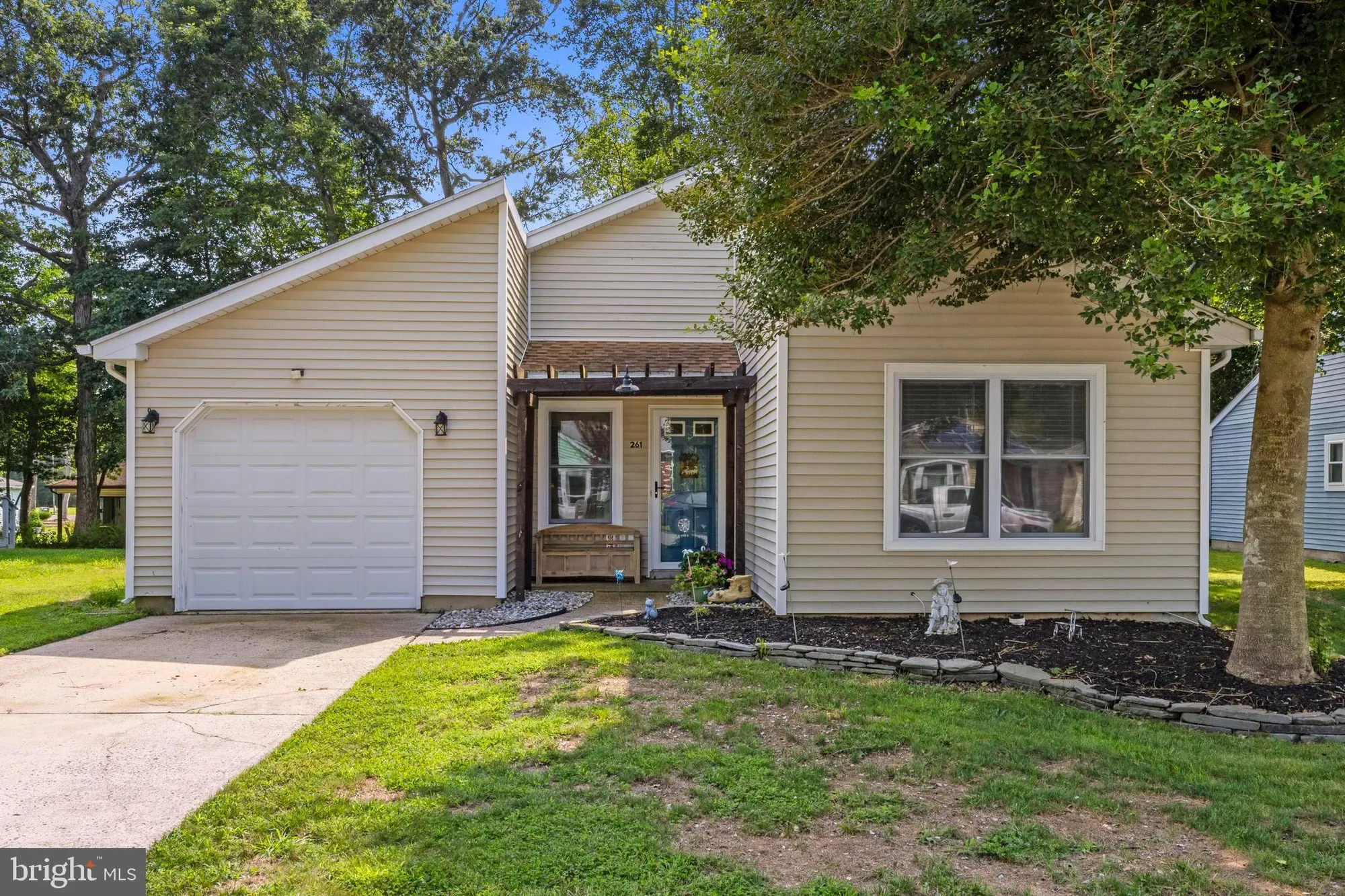 Property Slideshow image 43 of 50 | 261 yorktowne dr, Little Egg Harbor Twp, NJ, 08087