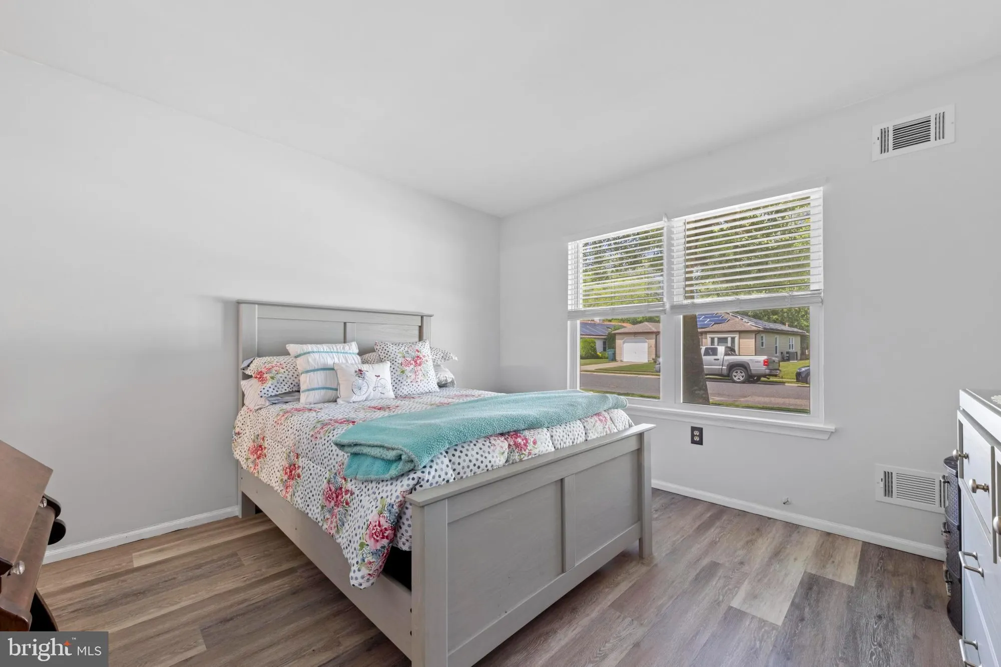 Property Slideshow image 22 of 50 | 261 yorktowne dr, Little Egg Harbor Twp, NJ, 08087