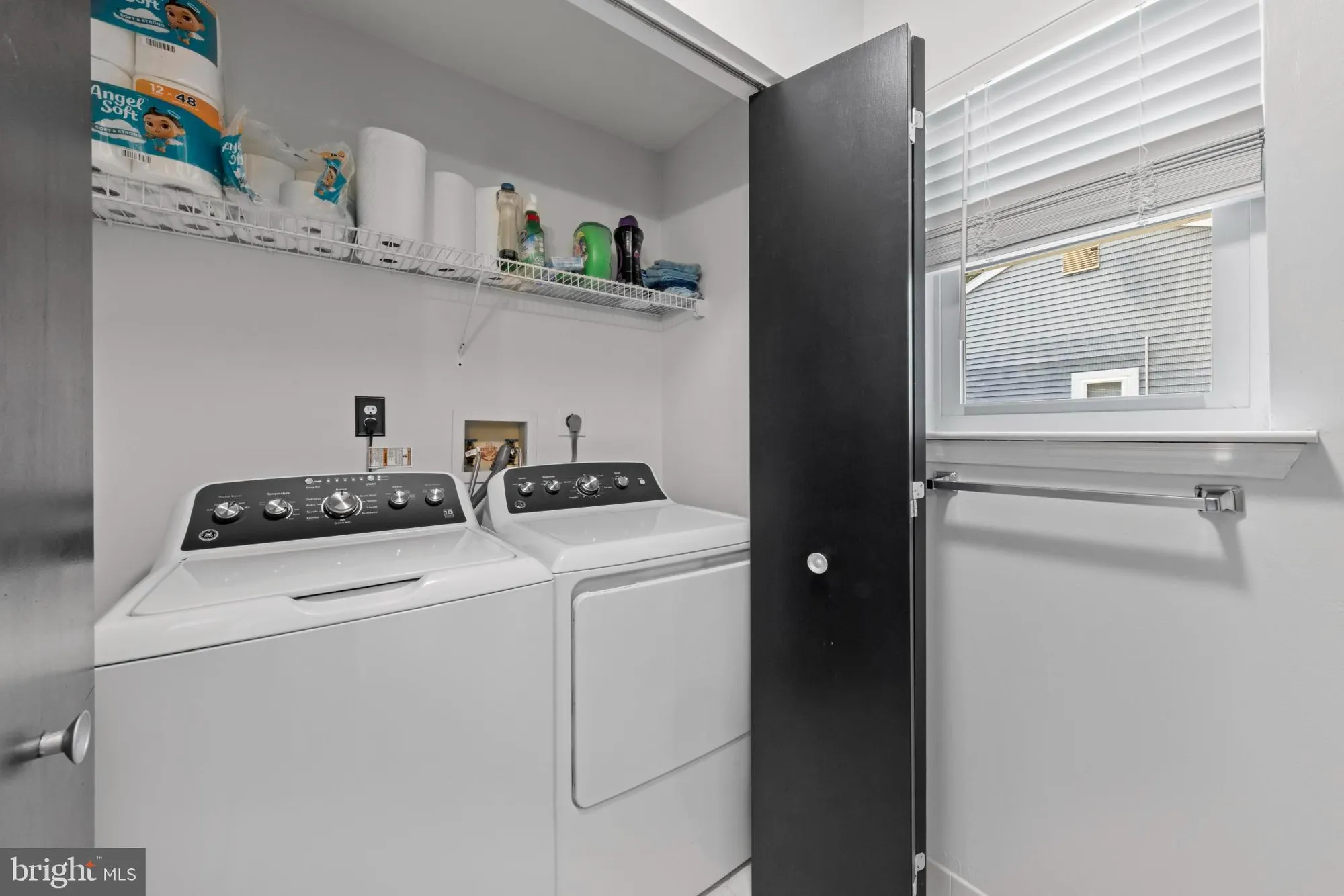 Property Slideshow image 27 of 50 | 261 yorktowne dr, Little Egg Harbor Twp, NJ, 08087