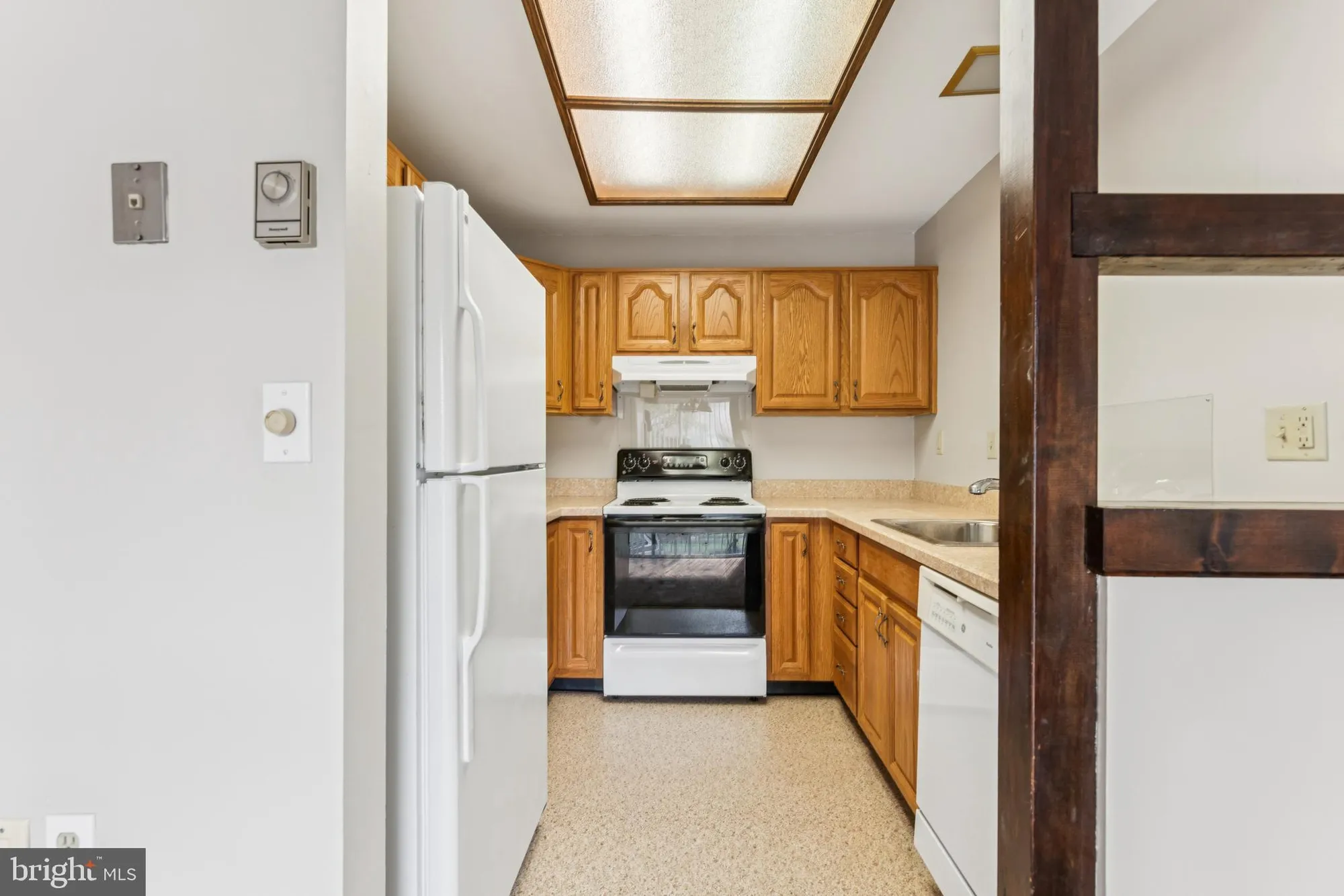 Property Slideshow image 13 of 37 | 439 chesterfield ct h, Manchester Township, NJ, 08759