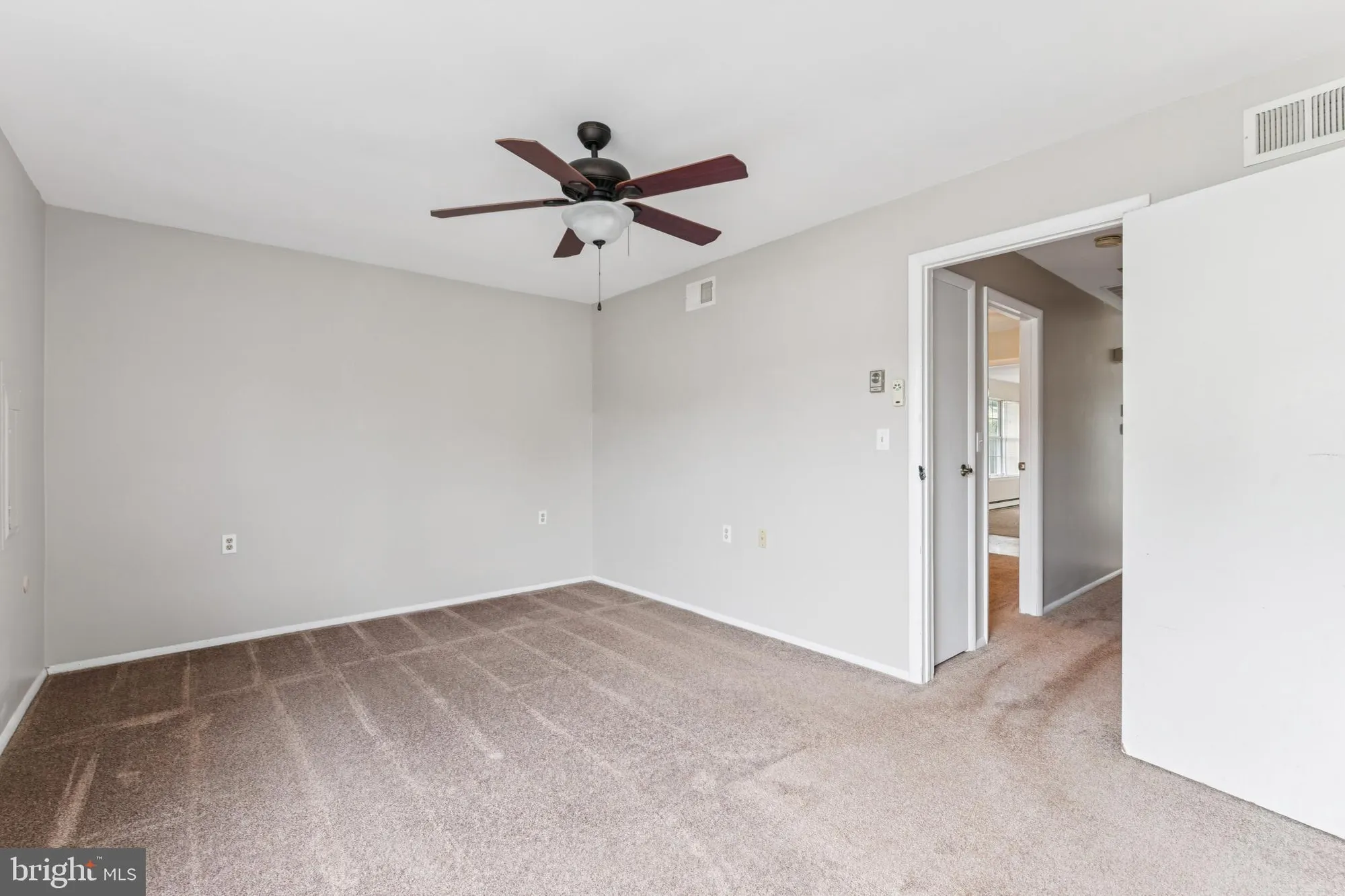 Property Slideshow image 20 of 37 | 439 chesterfield ct h, Manchester Township, NJ, 08759