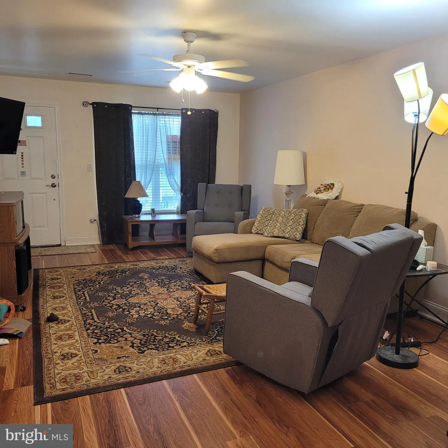 Property Slideshow image 3 of 26 | 108 w harmony dr # 106, Pottstown, PA, 19464