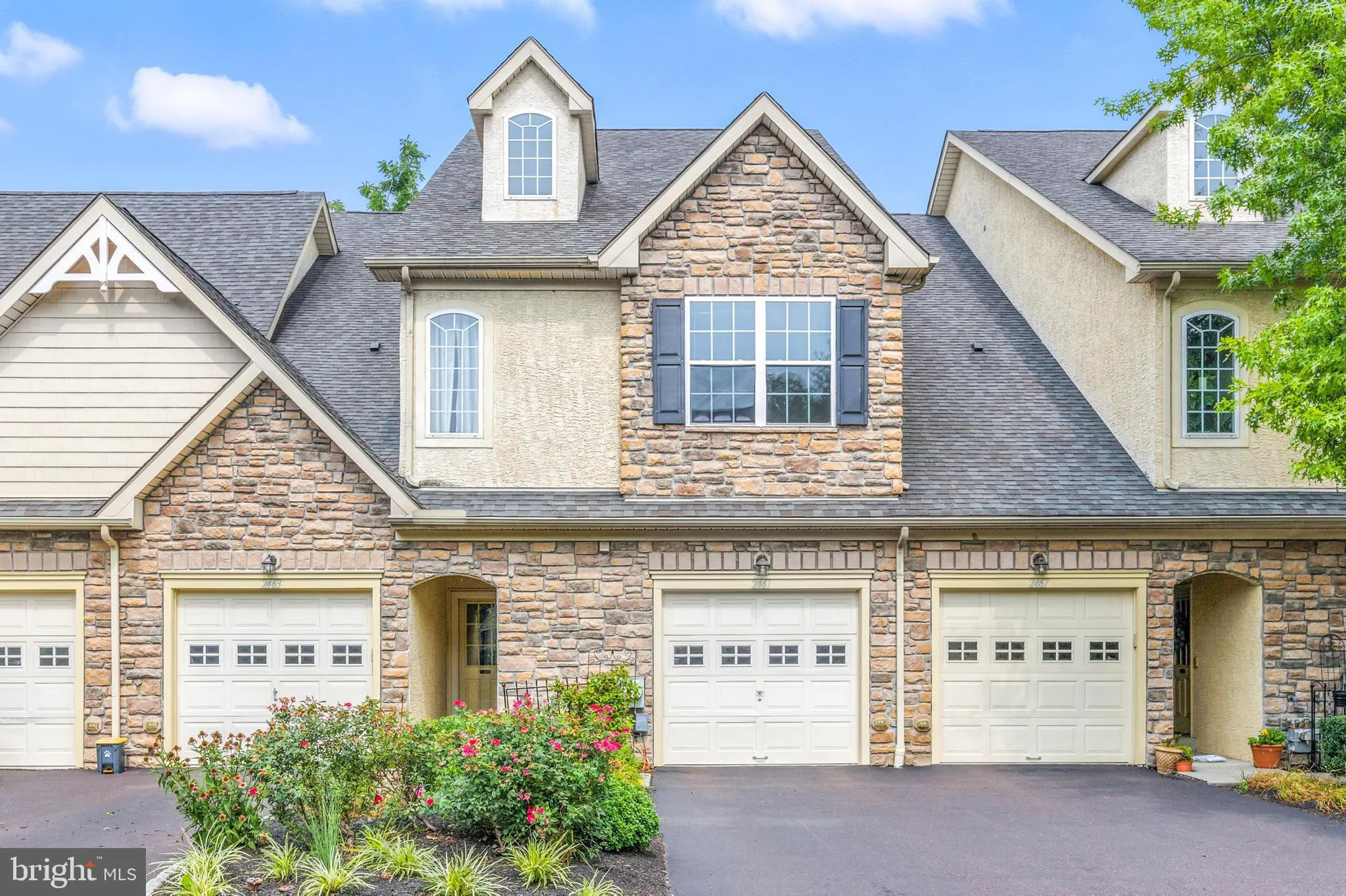 Property Slideshow image 1 of 24 | 2461 merri claude dr, Norristown, PA, 19401