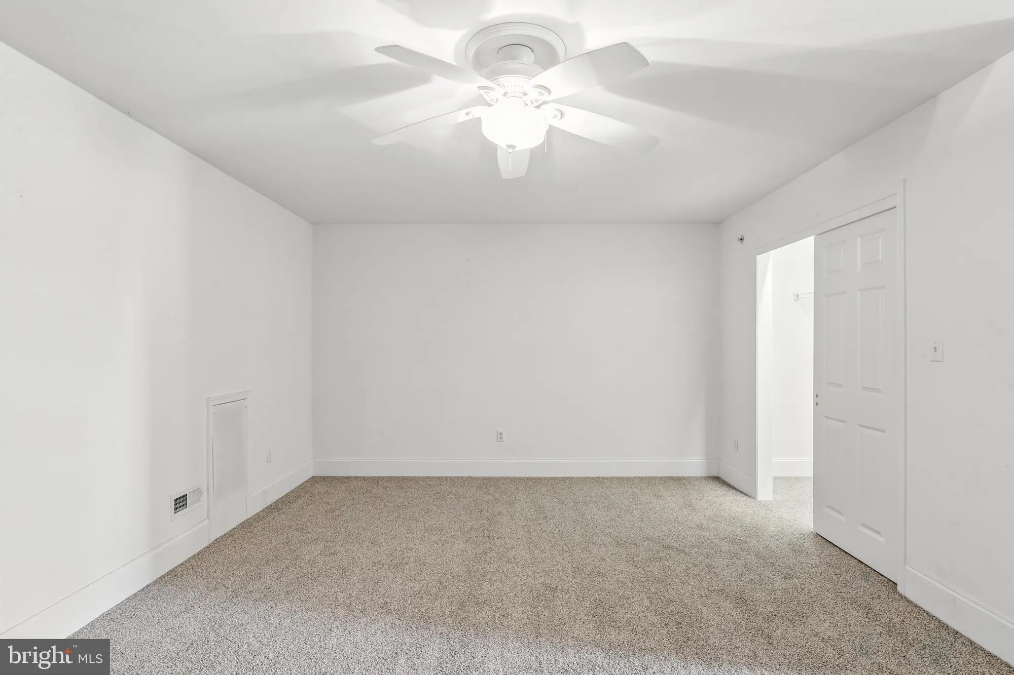 Property Slideshow image 20 of 24 | 2461 merri claude dr, Norristown, PA, 19401