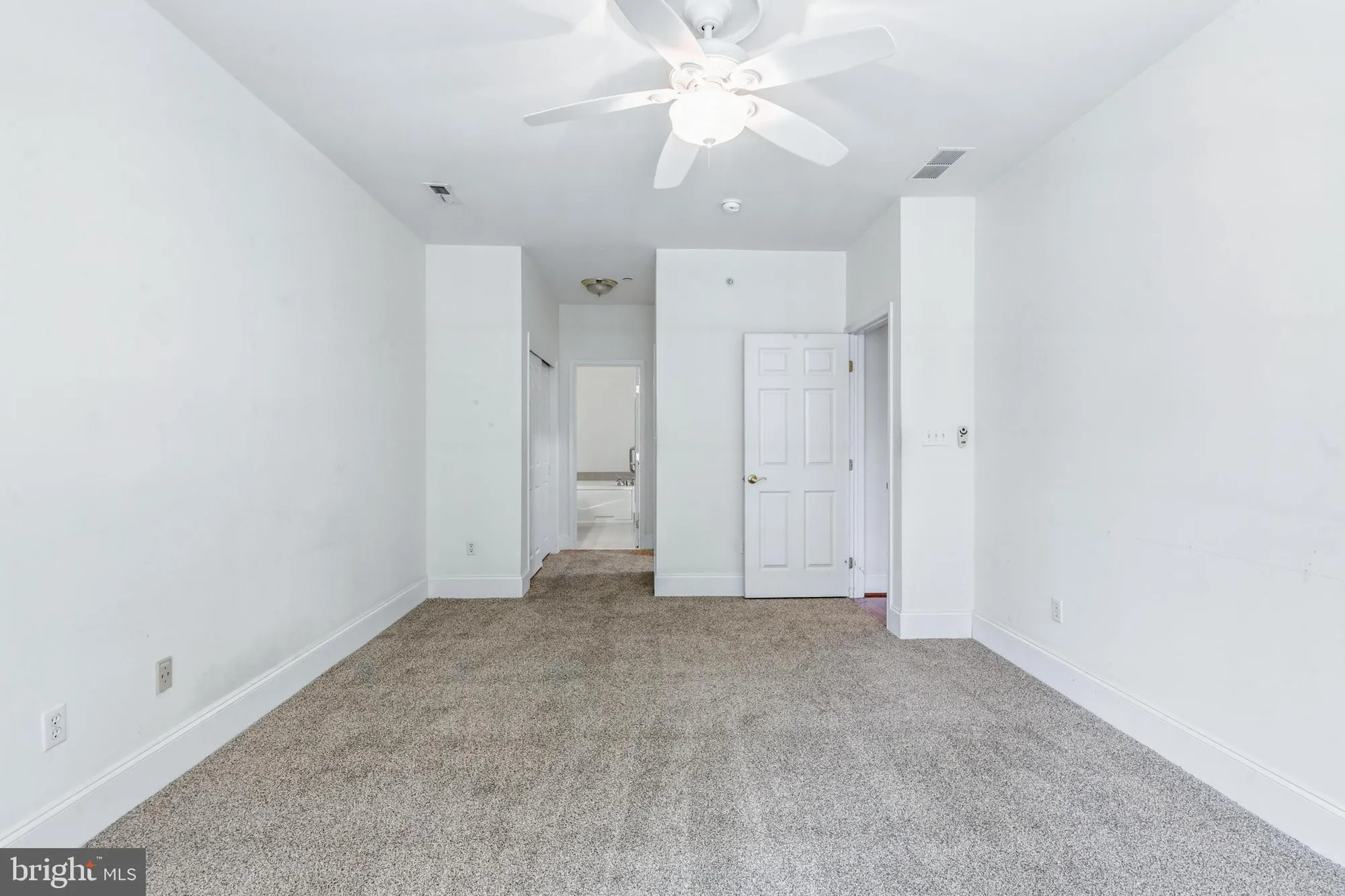 Property Slideshow image 12 of 24 | 2461 merri claude dr, Norristown, PA, 19401