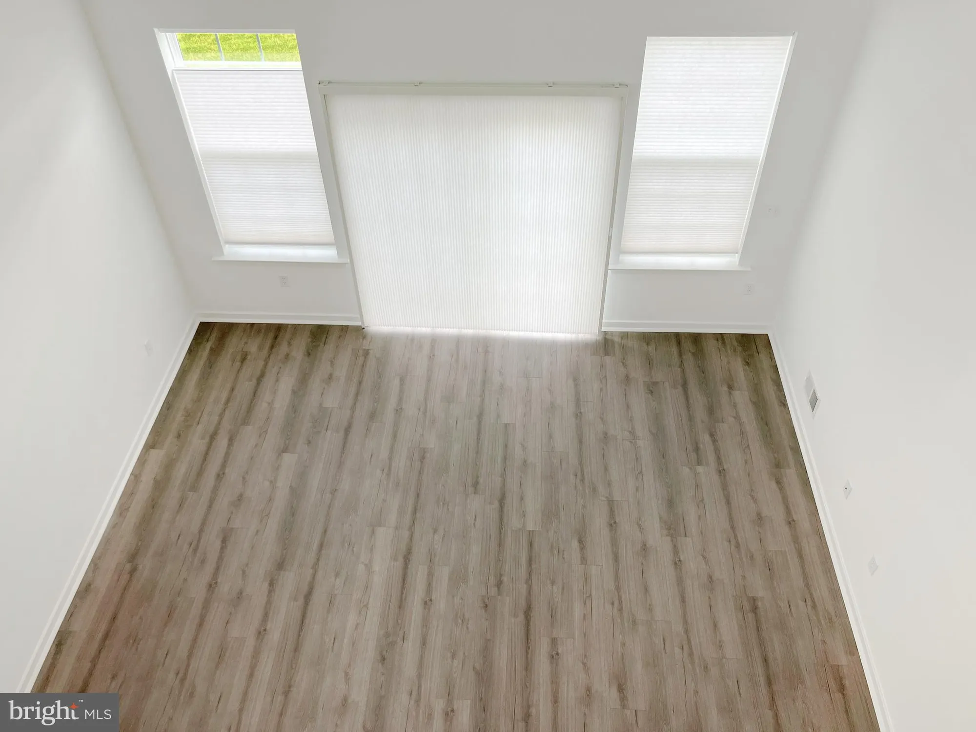 Property Slideshow image 24 of 29 | 67 aqueduct blvd, New Egypt, NJ, 08533