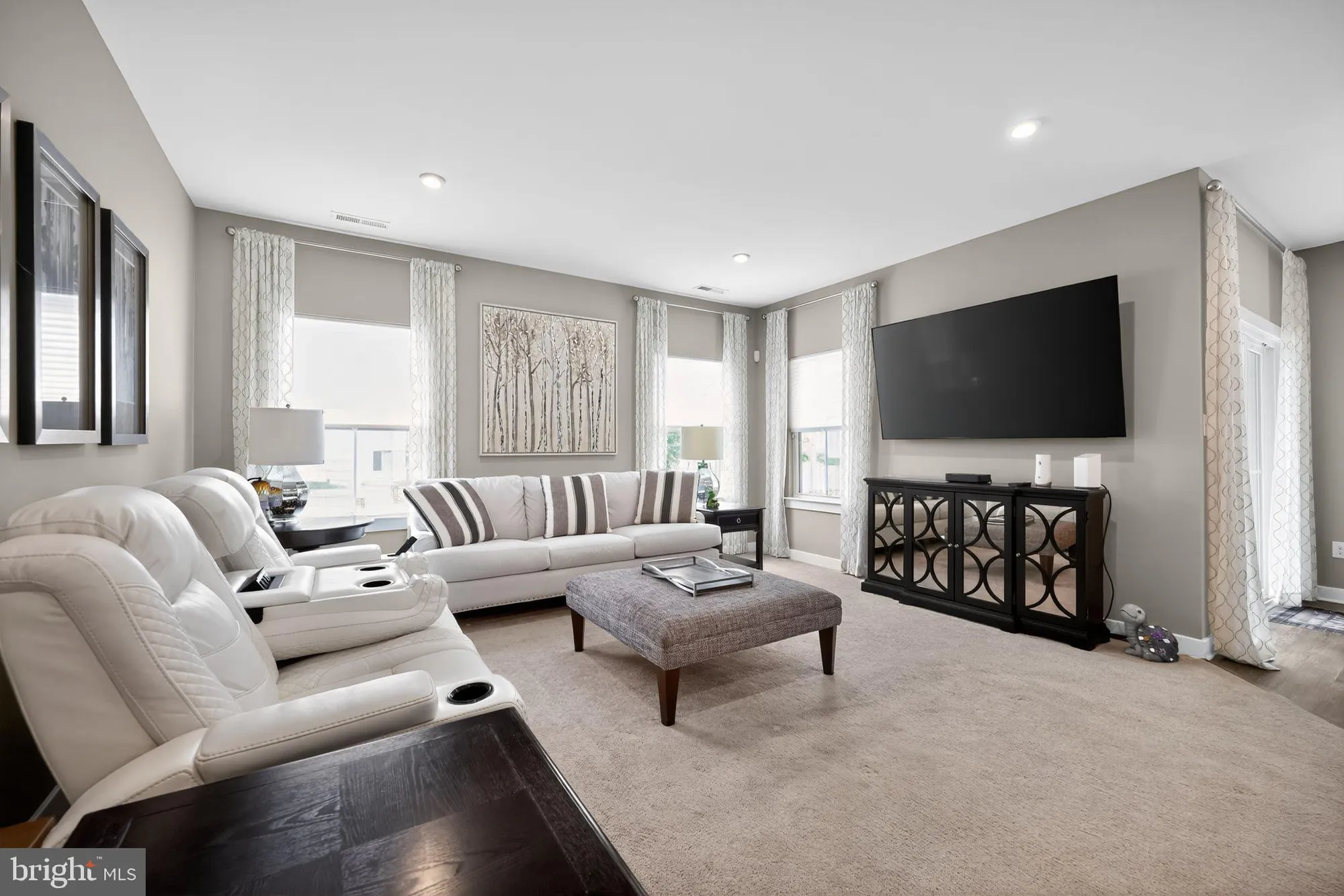 Property Slideshow image 10 of 27 | 203 amesbury blvd, Swedesboro, NJ, 08085