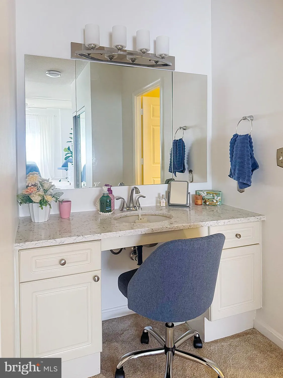 Property Slideshow image 14 of 22 | 3200 n leisure world blvd apt 702, Silver Spring, MD, 20906