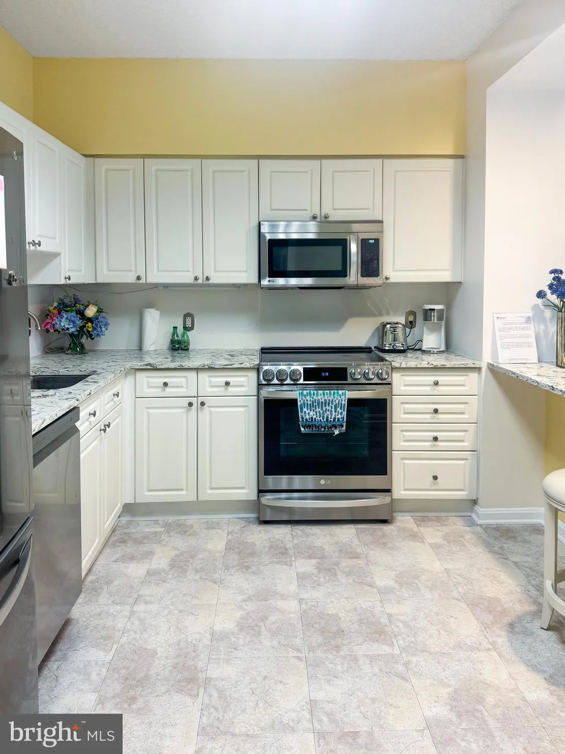 Property Slideshow image 7 of 22 | 3200 n leisure world blvd apt 702, Silver Spring, MD, 20906