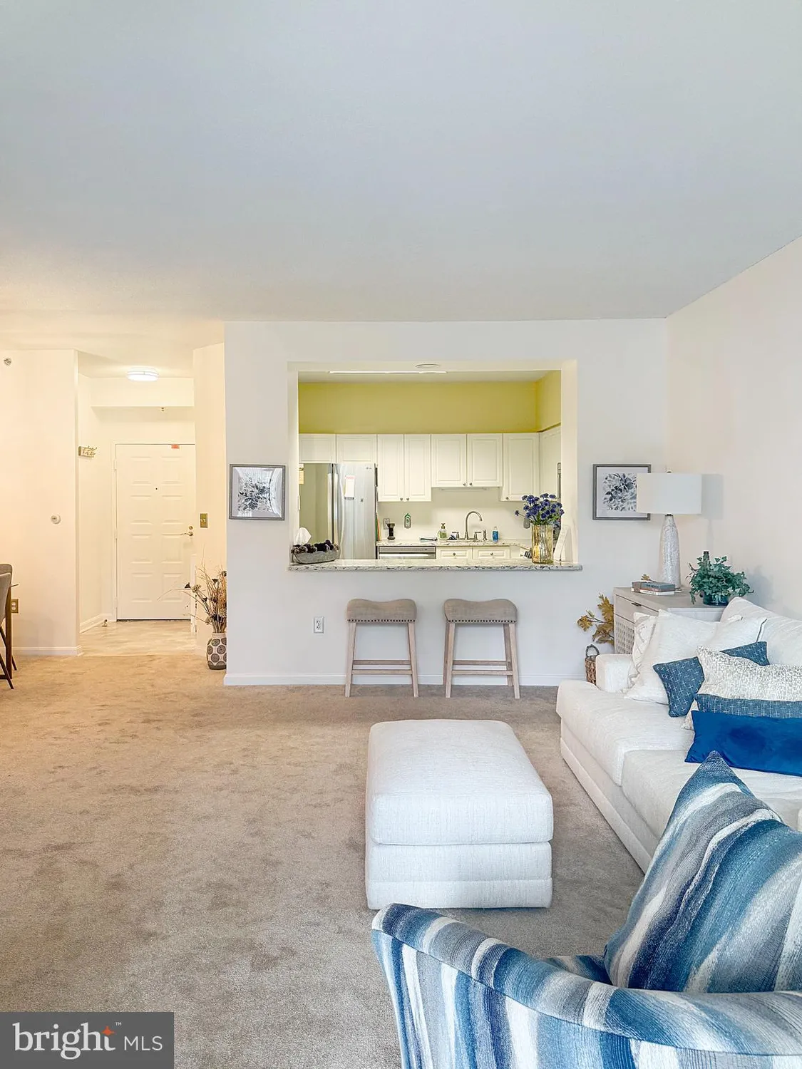 Property Slideshow image 5 of 22 | 3200 n leisure world blvd apt 702, Silver Spring, MD, 20906