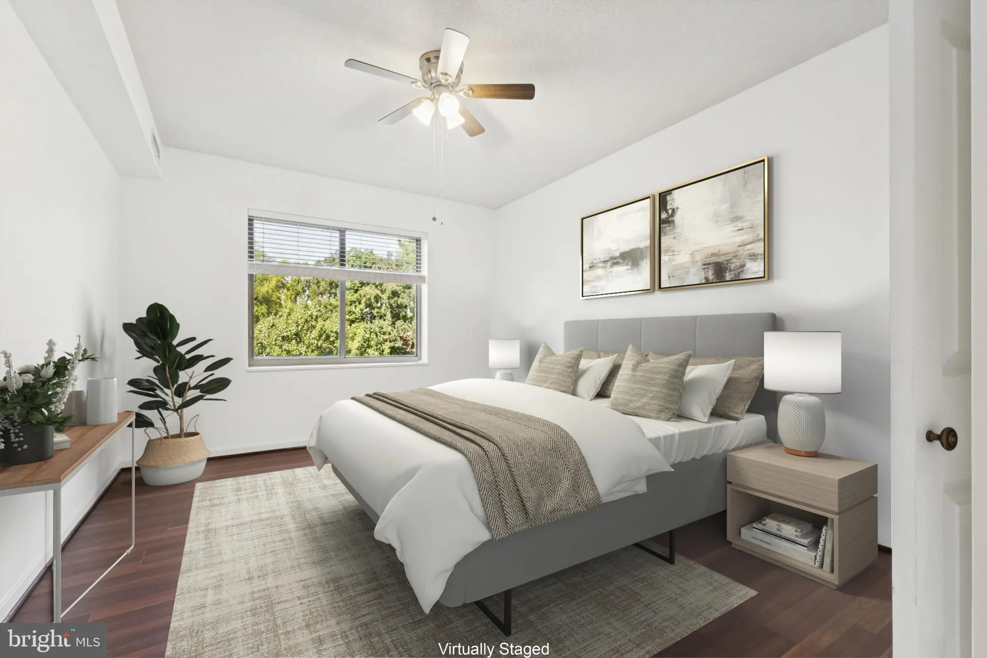 Property Slideshow image 22 of 25 | 19355 cypress ridge ter 423, Leesburg, VA, 20176