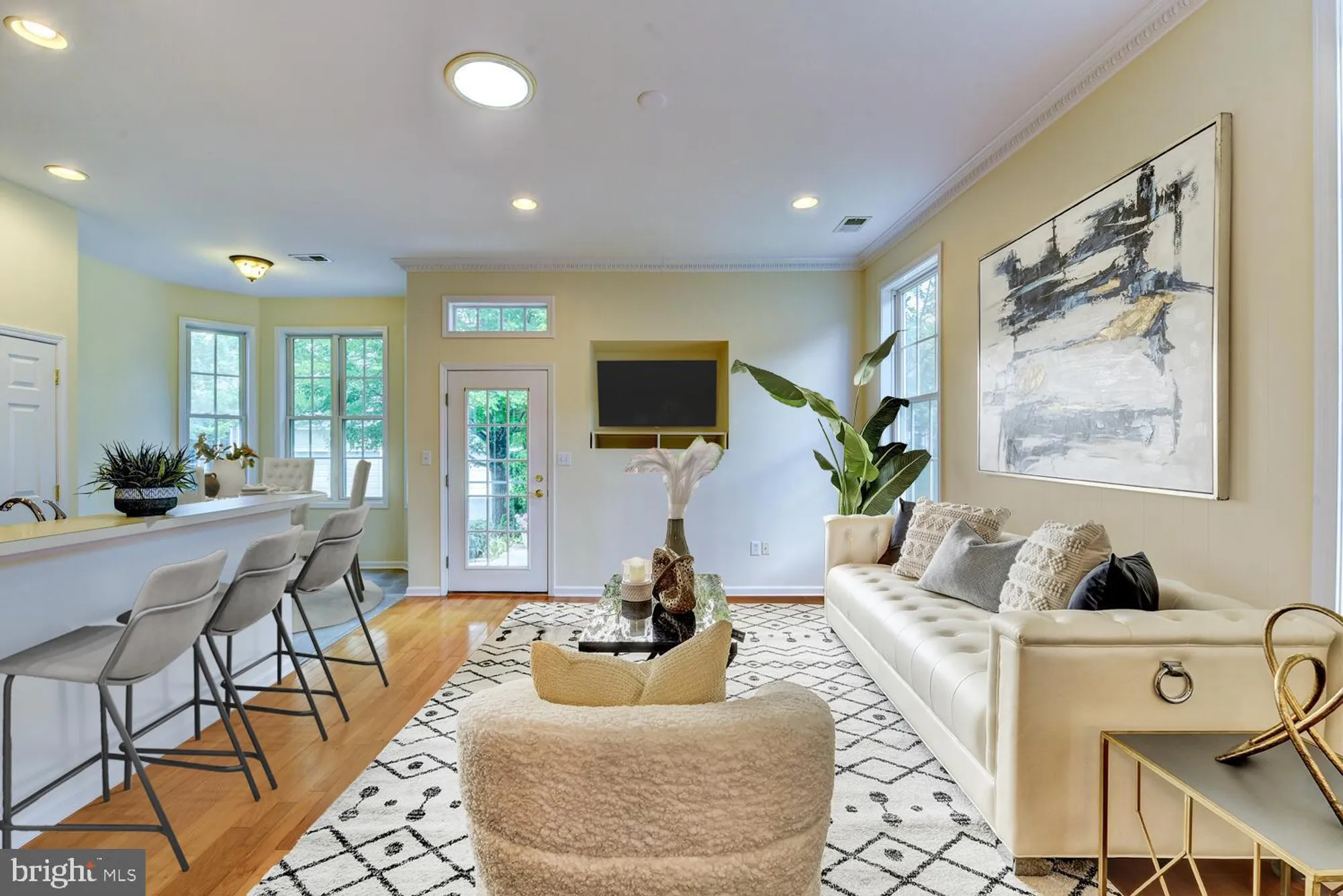 Property Slideshow image 6 of 57 | 5 trowbridge ln, Cranbury, NJ, 08512