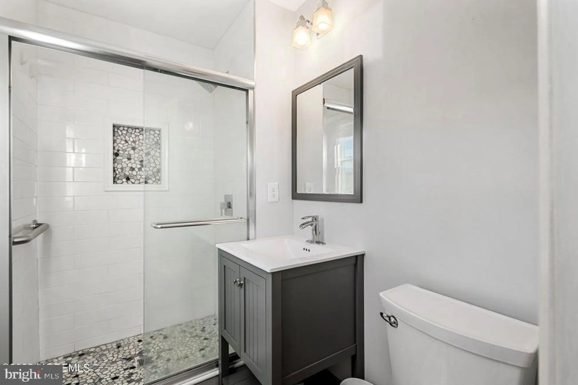 Property Slideshow image 23 of 42 | 15 aztec ct, Toms River, NJ, 08757