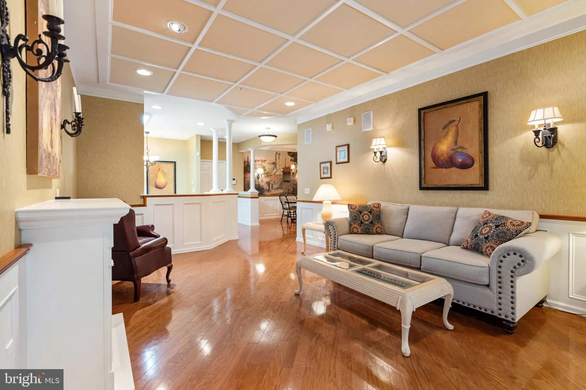 Property Slideshow image 6 of 56 | 2 falcon dr 202, Holland, PA, 18966