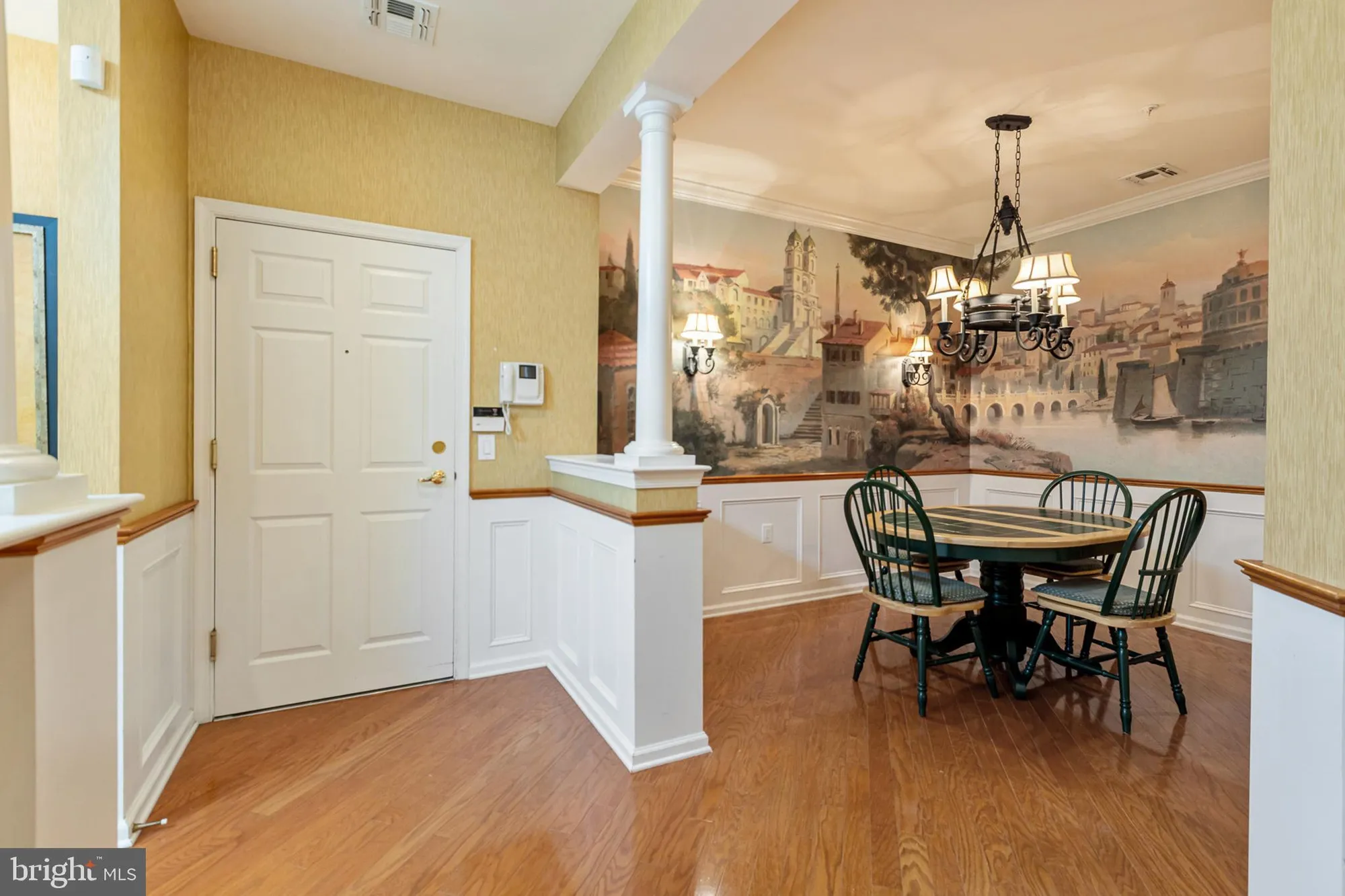 Property Slideshow image 13 of 56 | 2 falcon dr 202, Holland, PA, 18966