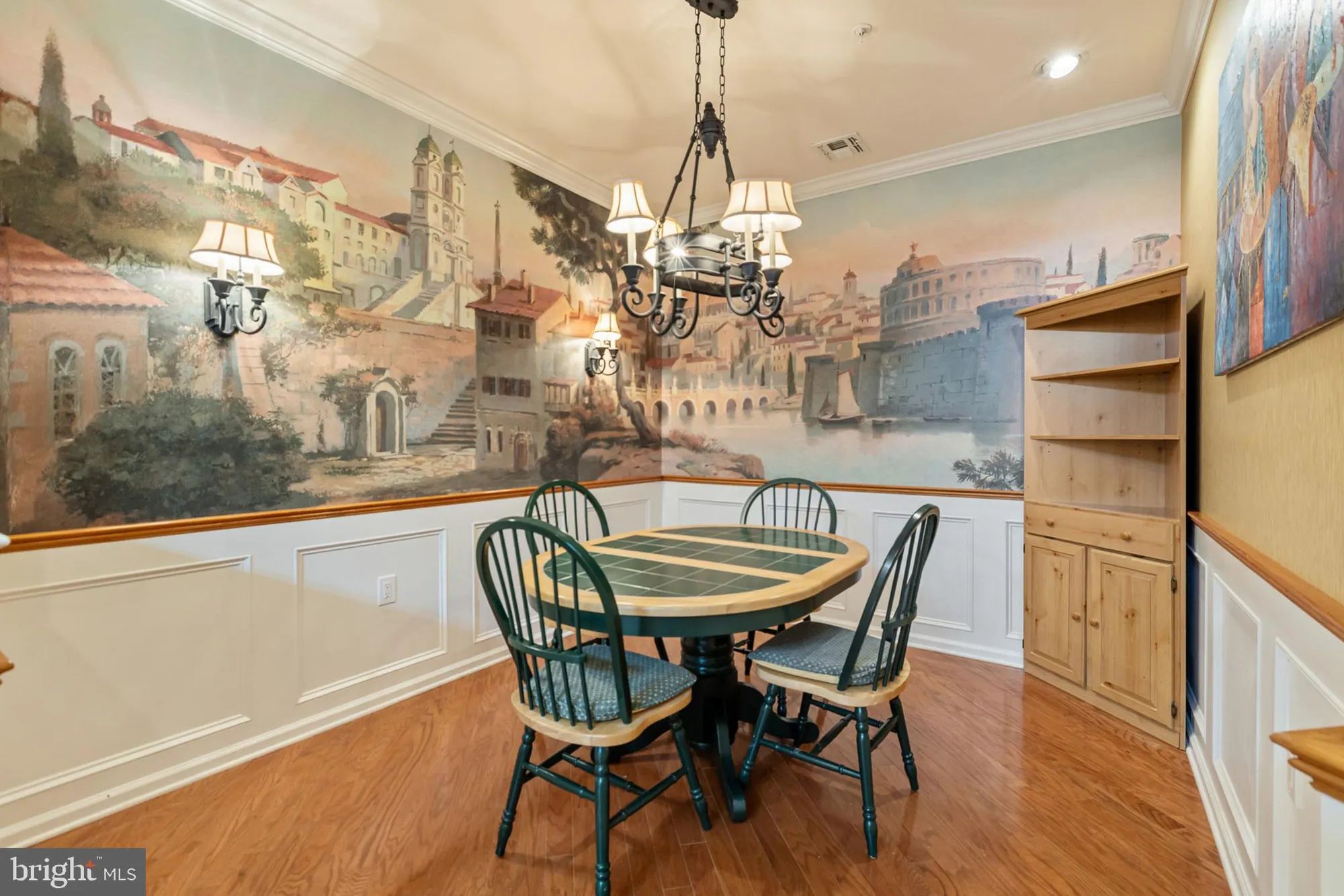 Property Slideshow image 14 of 56 | 2 falcon dr 202, Holland, PA, 18966