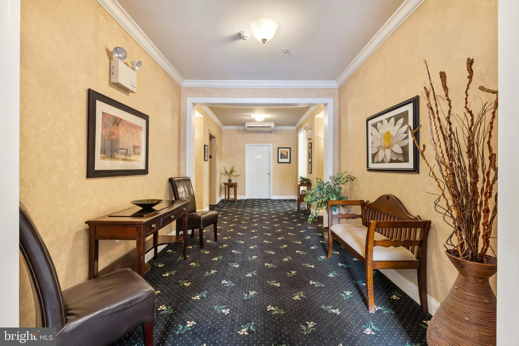 Property Slideshow image 34 of 56 | 2 falcon dr 202, Holland, PA, 18966